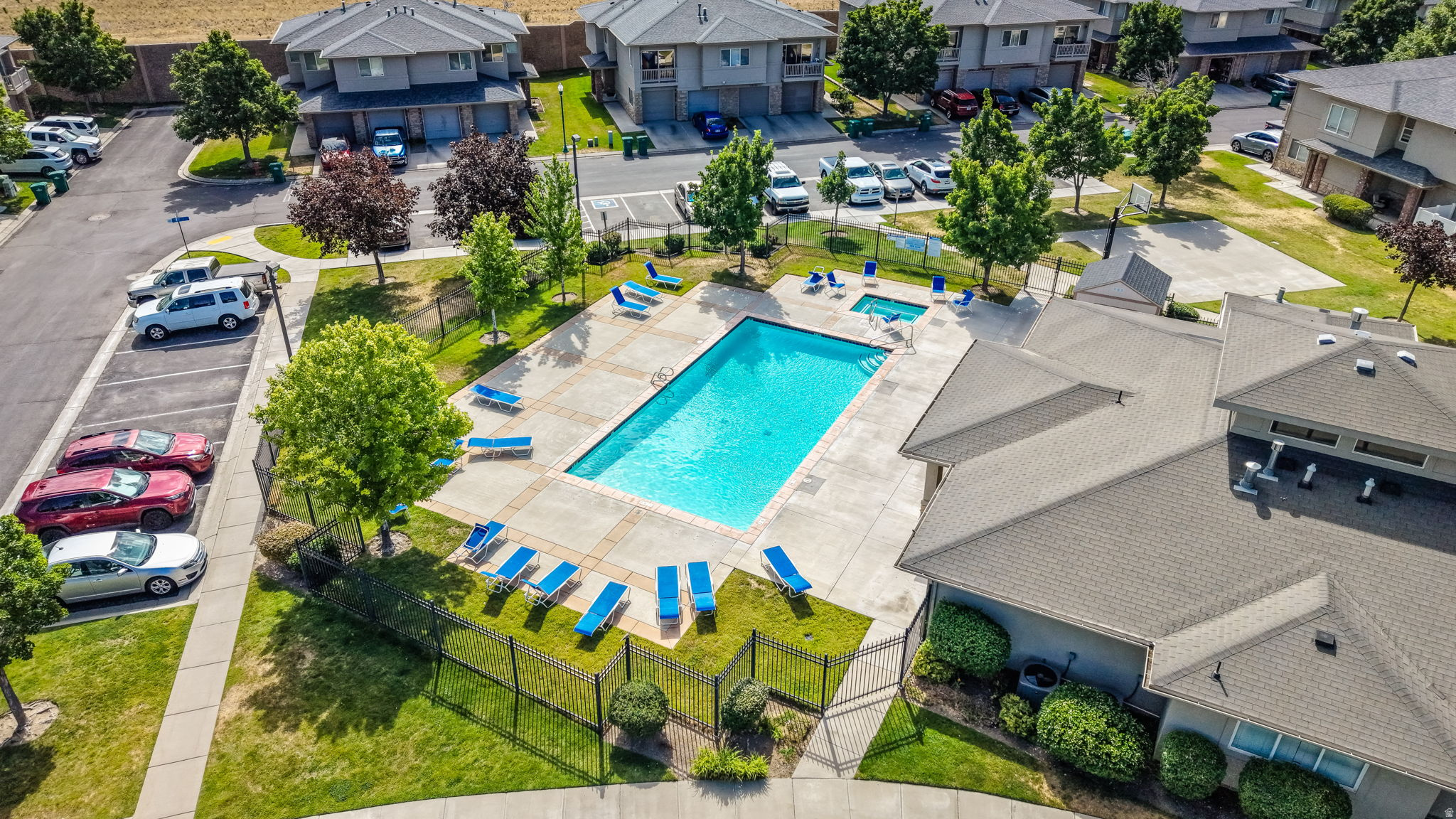 ASPEN SPRINGS PHASE 12 CONDOMINIUM - Residential