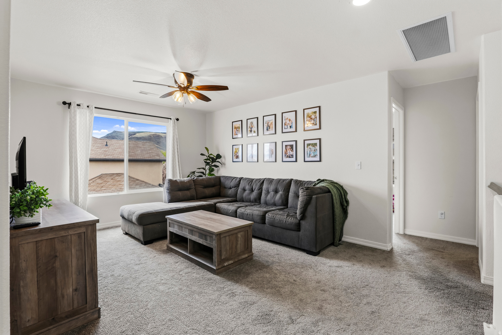 HAMILTON FARMS - Residential
