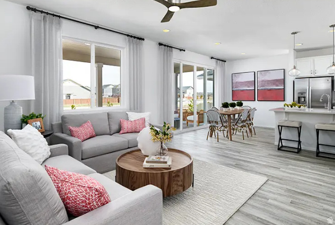 GENEVA ESTATES - Residential