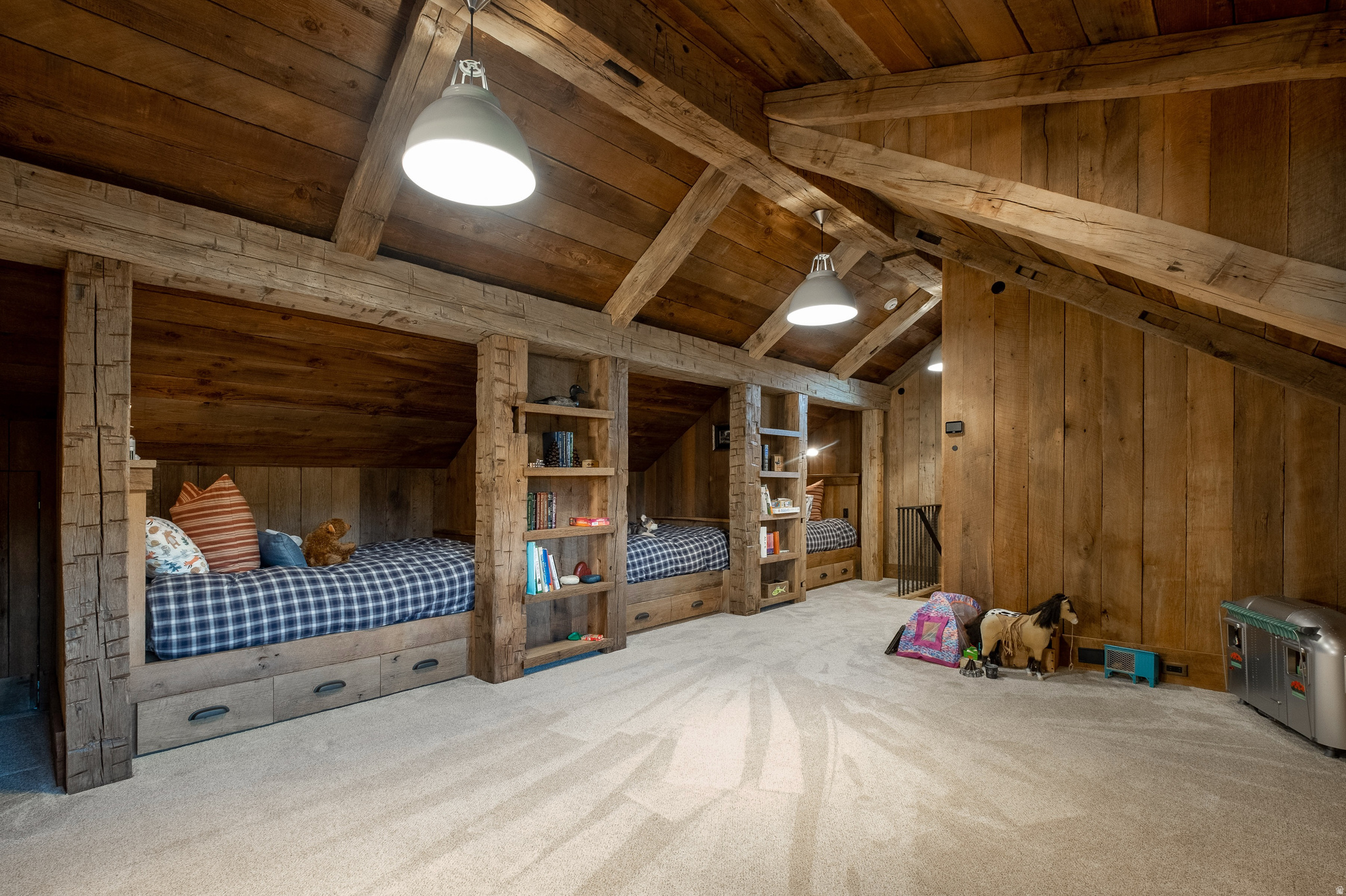 WOLF CREEK - Residential