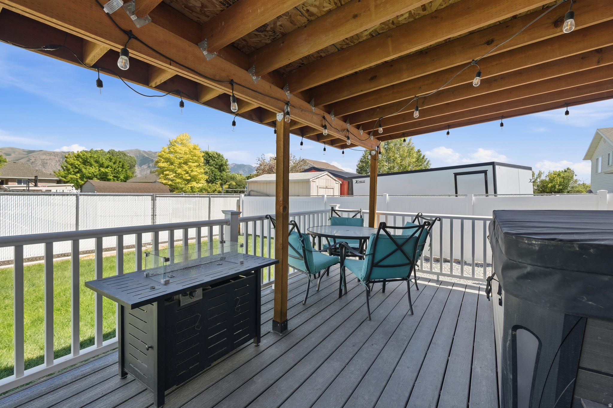 GARLAND ESTATES - Residential
