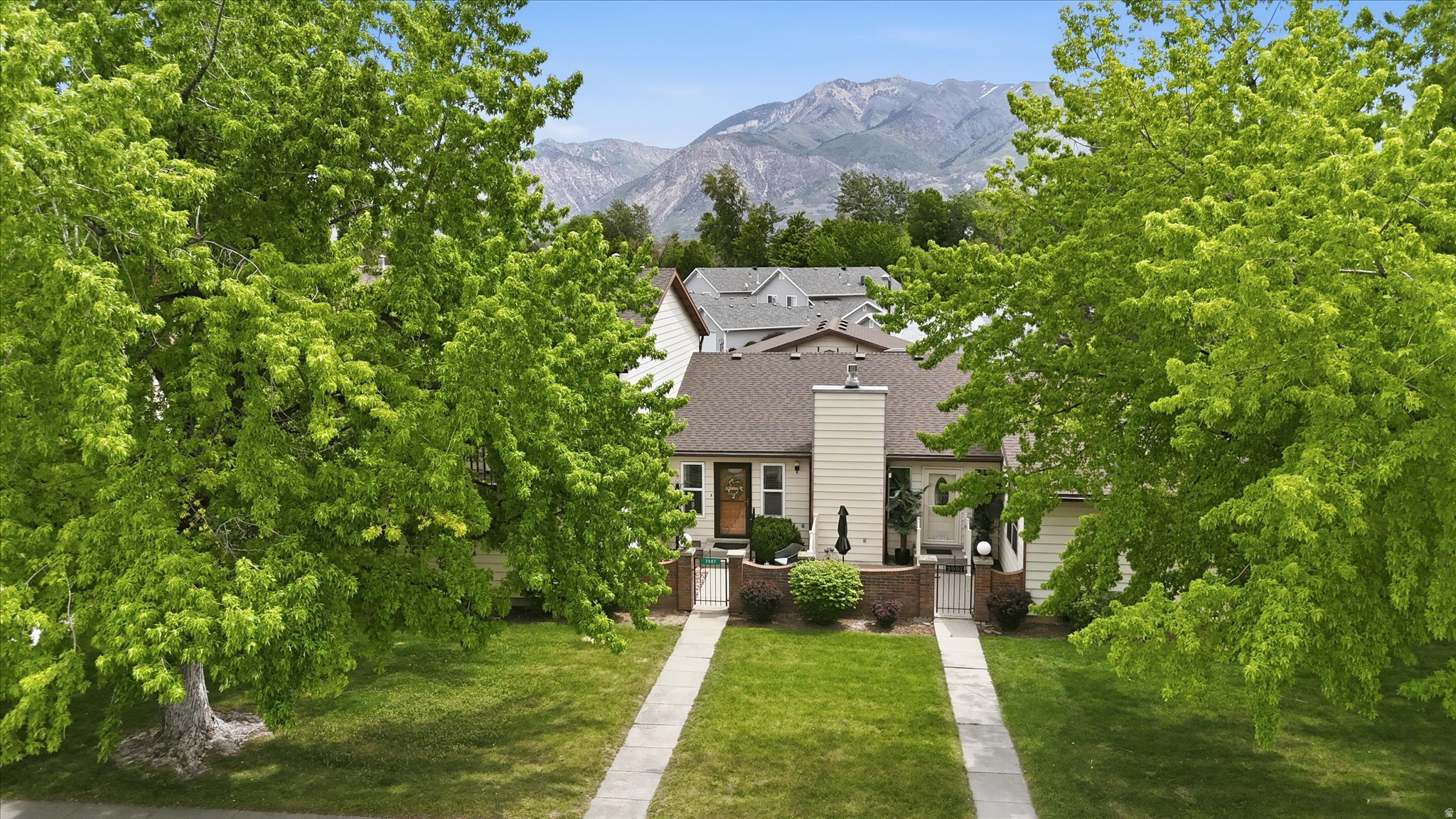 SHERWOOD PARK - Residential