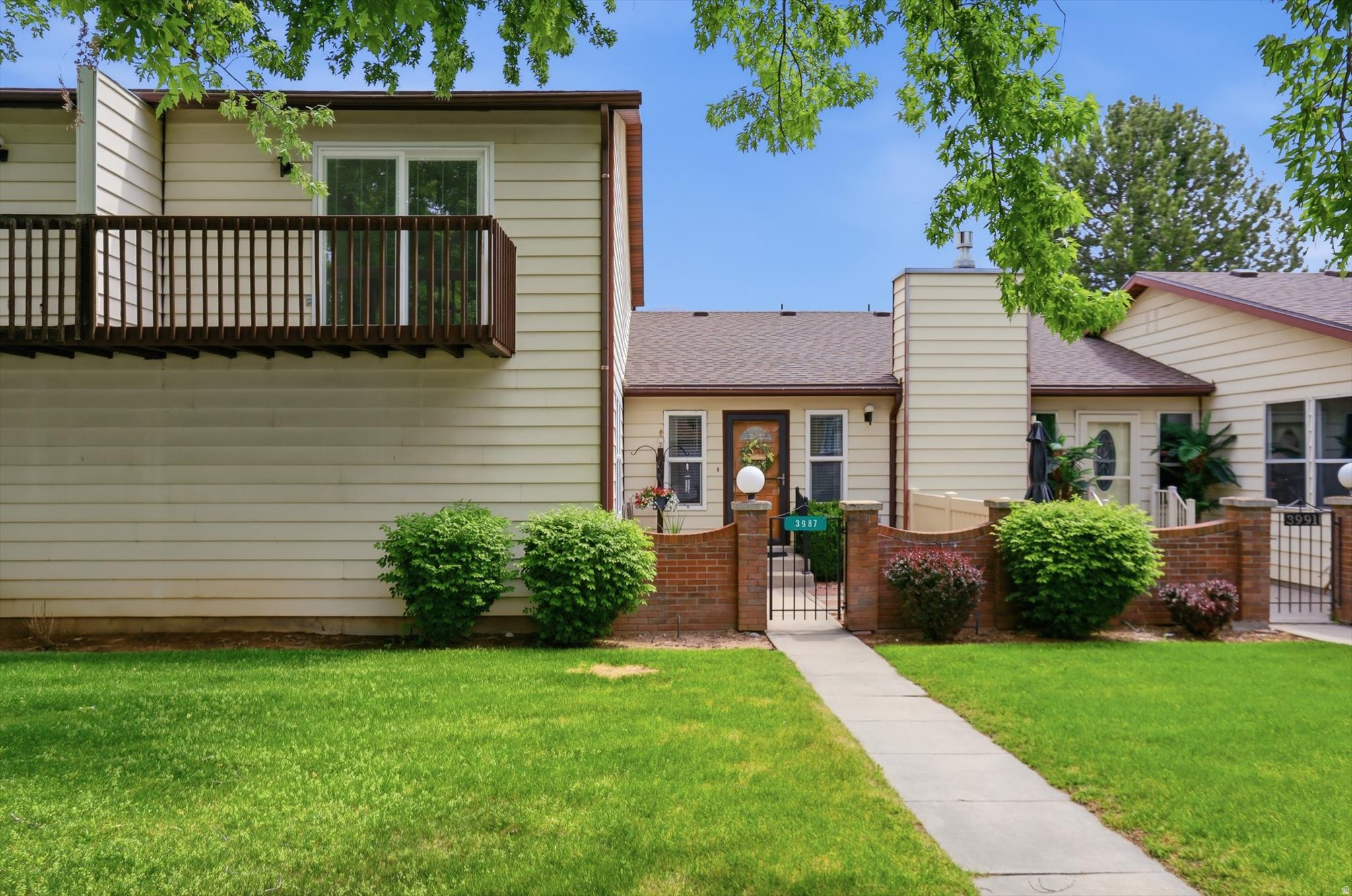 SHERWOOD PARK - Residential