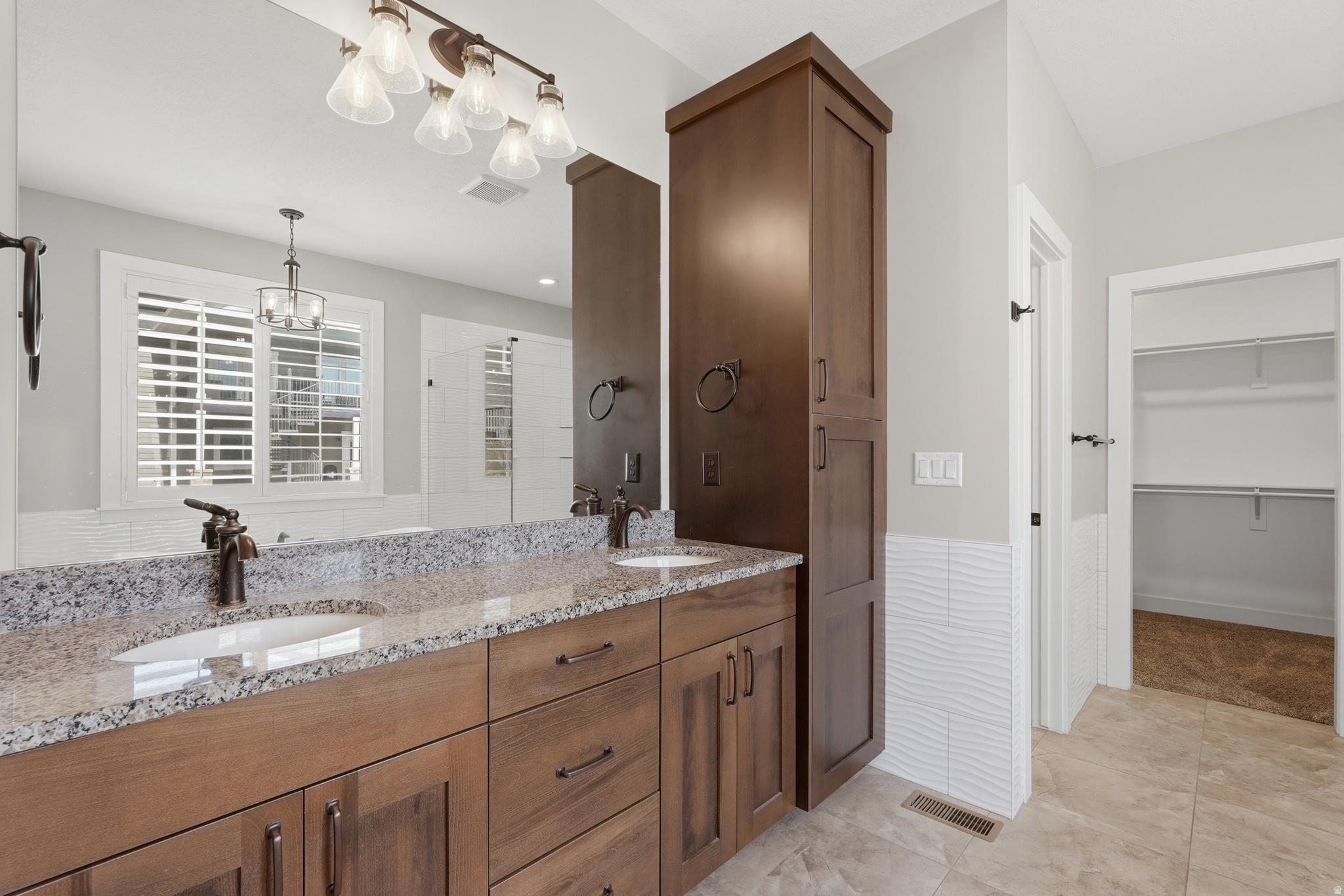 NORTH HAMPTON ESTATE - Residential