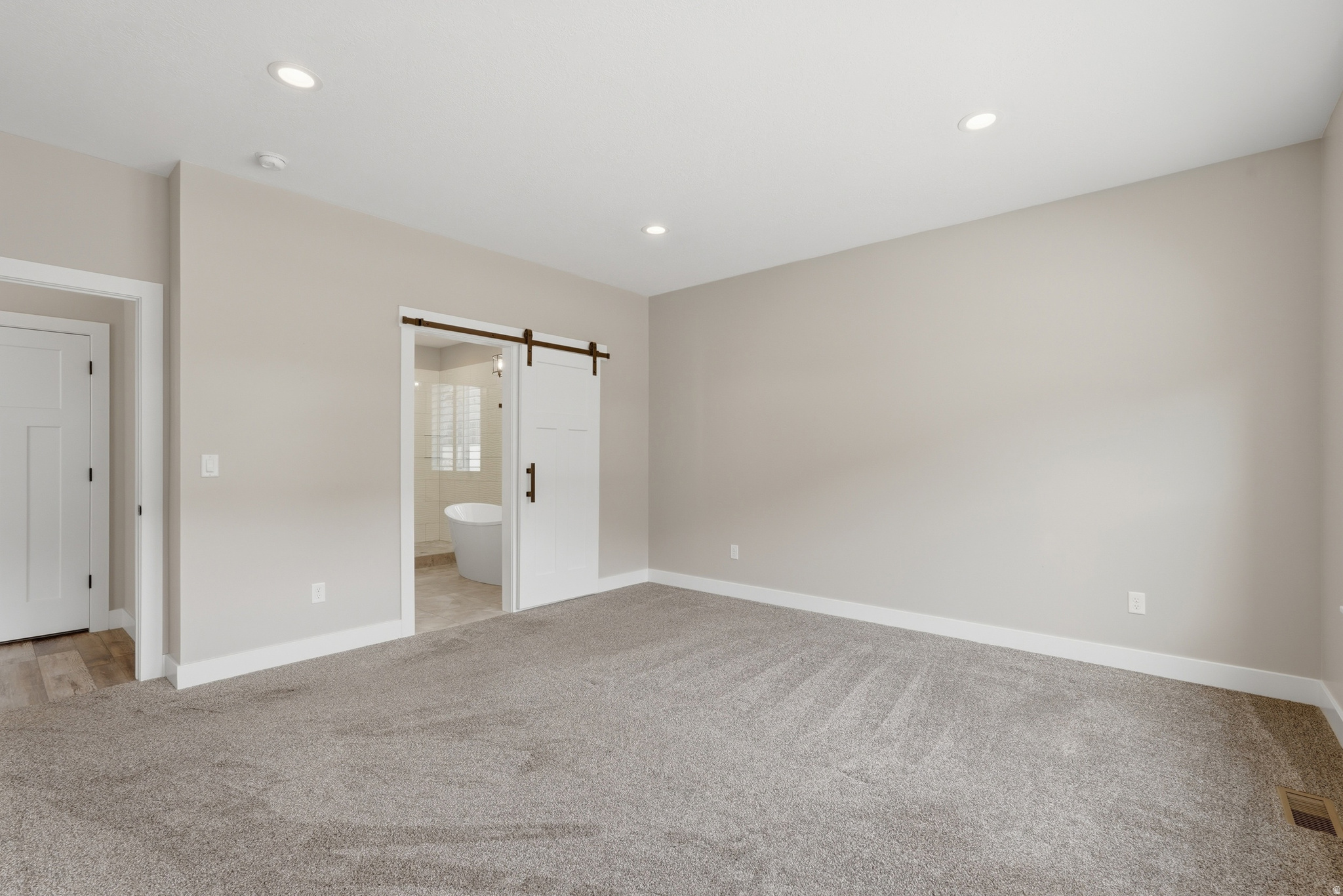 NORTH HAMPTON ESTATE - Residential