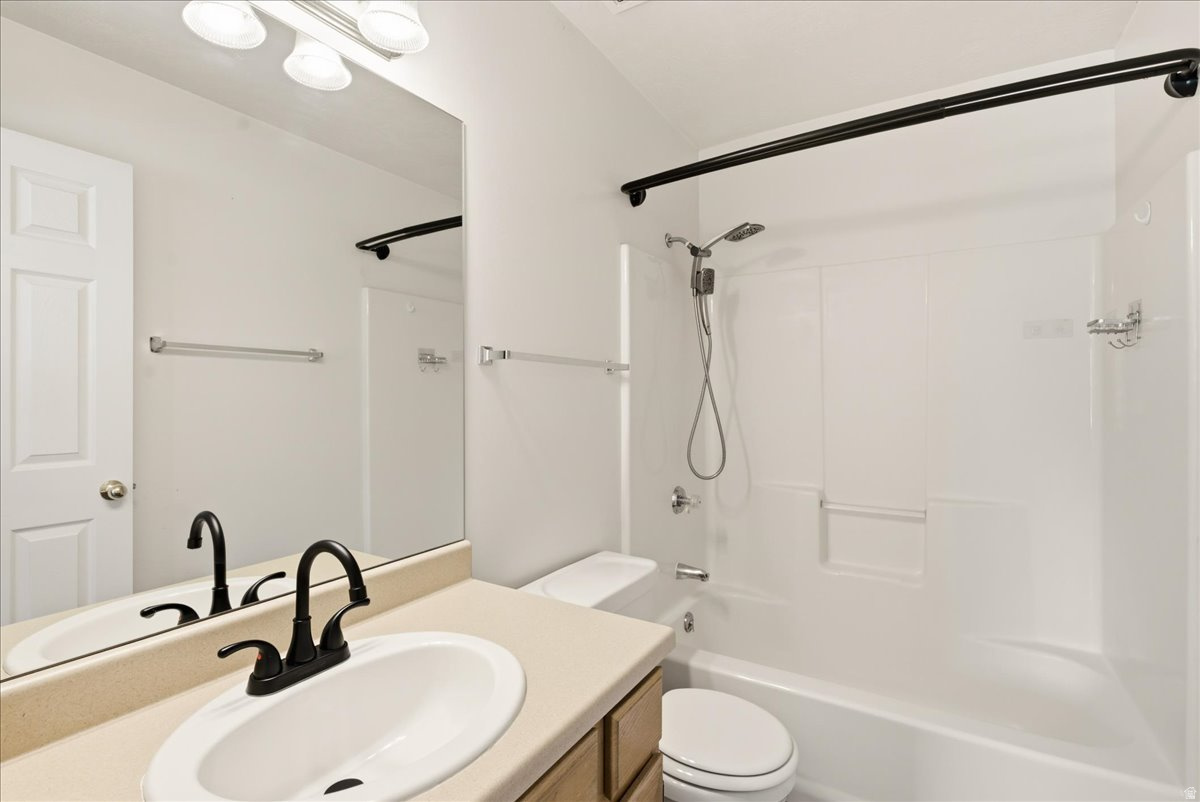 TUSCANY TOWNHOMES PHASE 1 CONDO - Residential