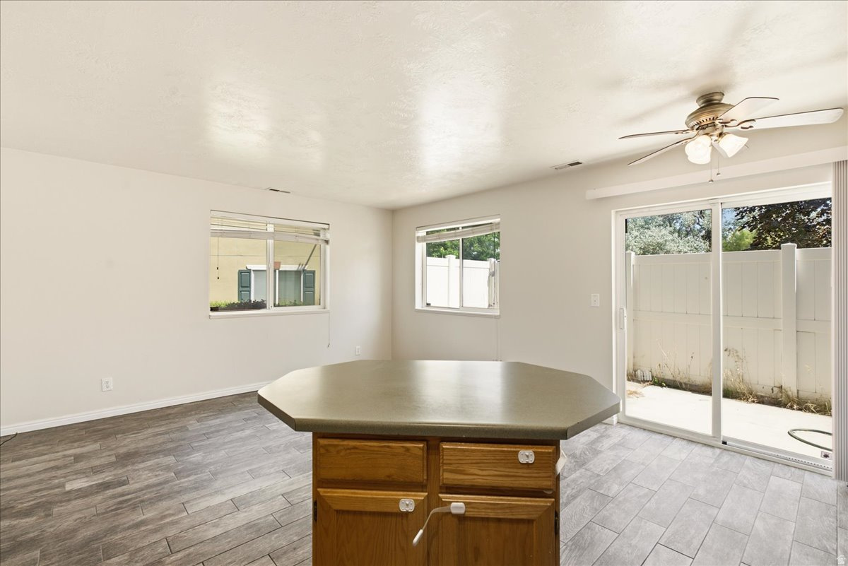 TUSCANY TOWNHOMES PHASE 1 CONDO - Residential