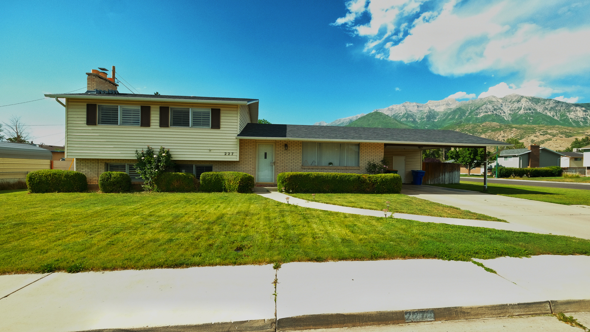 MOUNTAIN GREEN - Residential