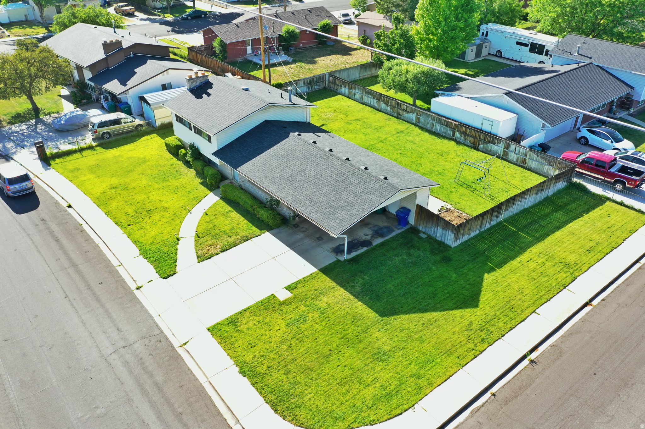 MOUNTAIN GREEN - Residential