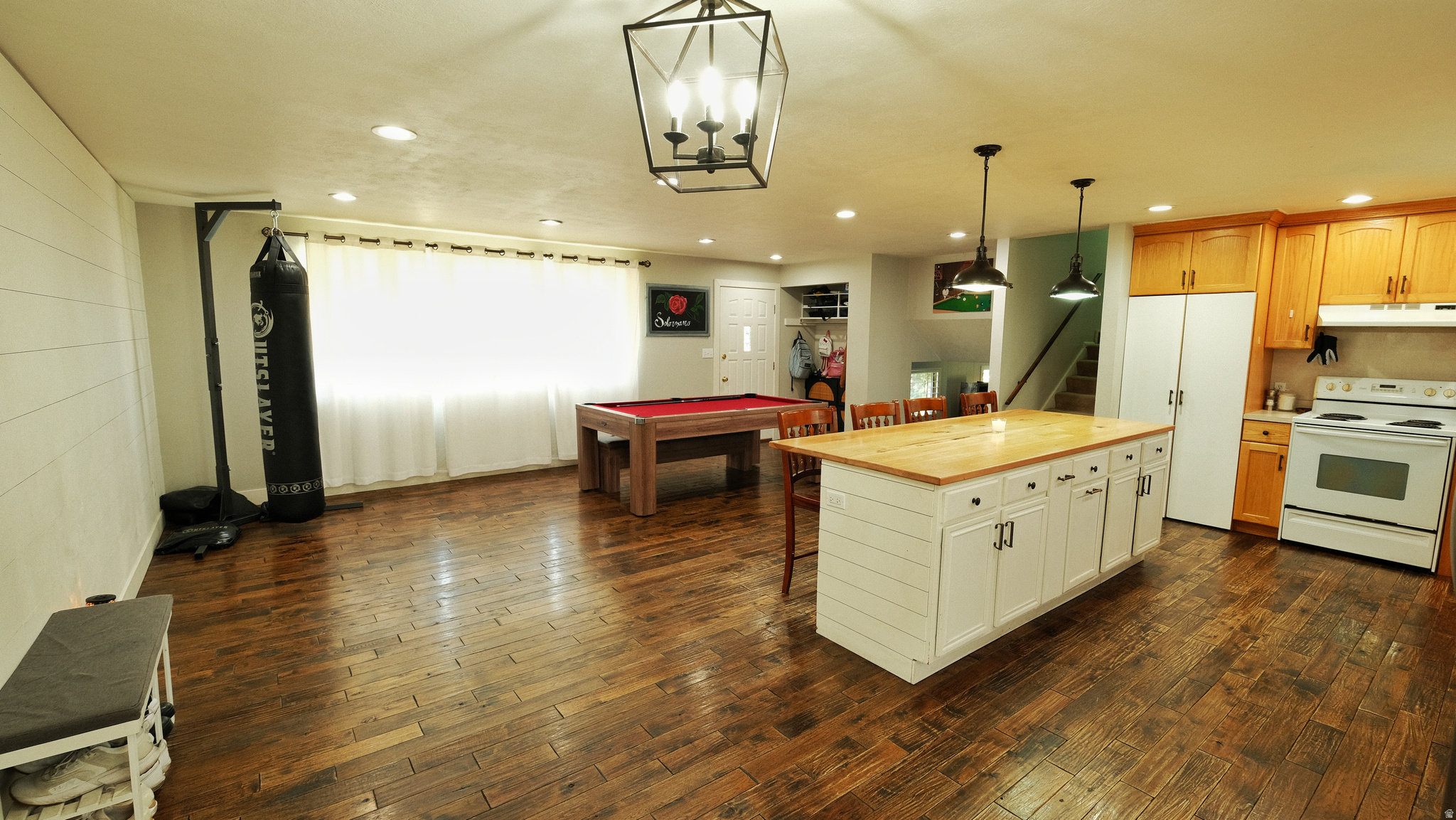 MOUNTAIN GREEN - Residential