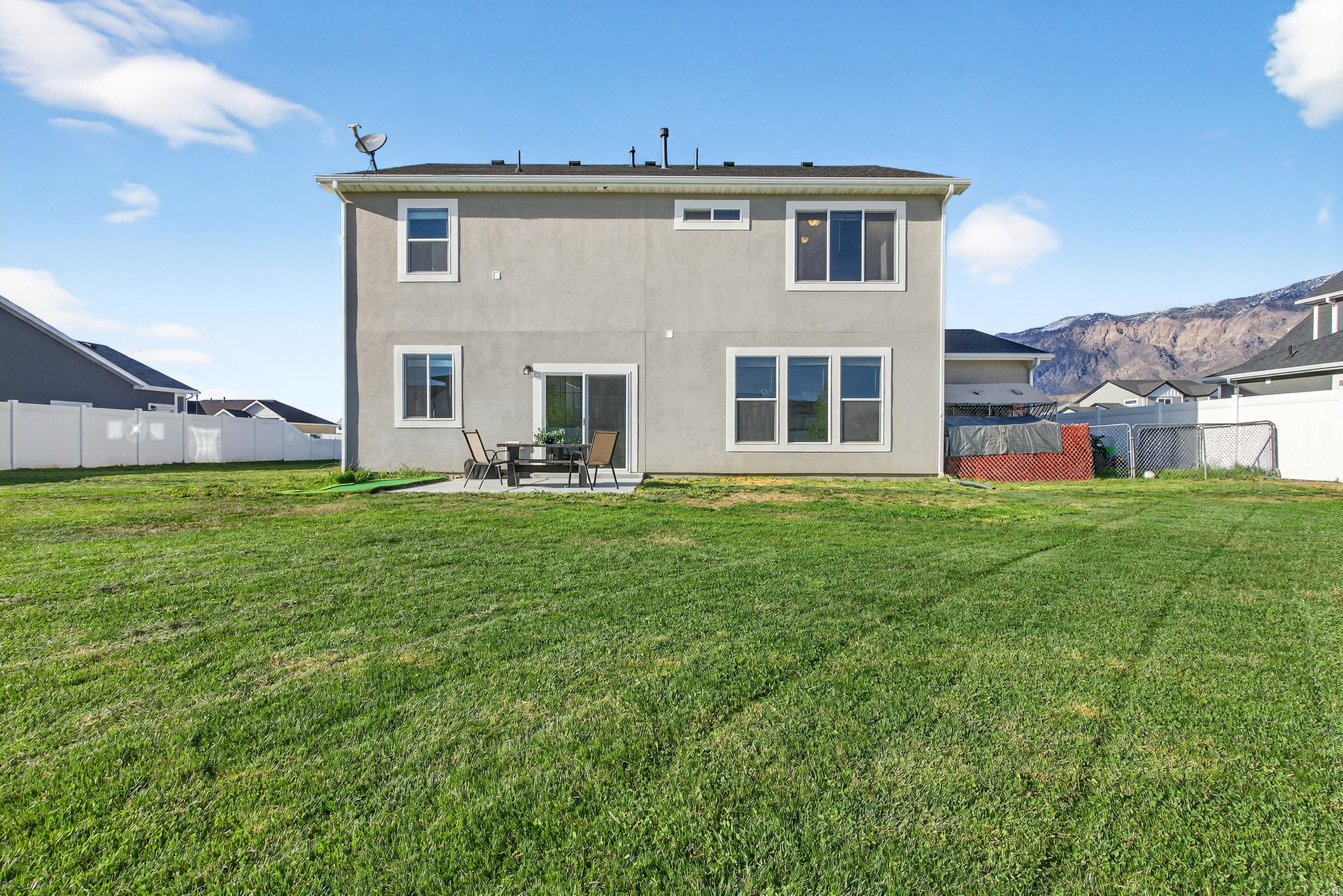 HART ESTATES - Residential