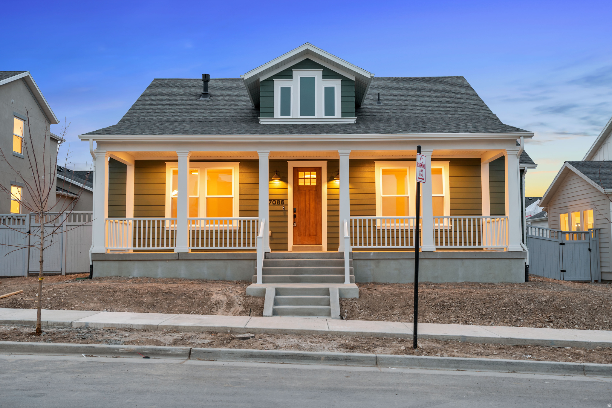 DAYBREAK - Residential