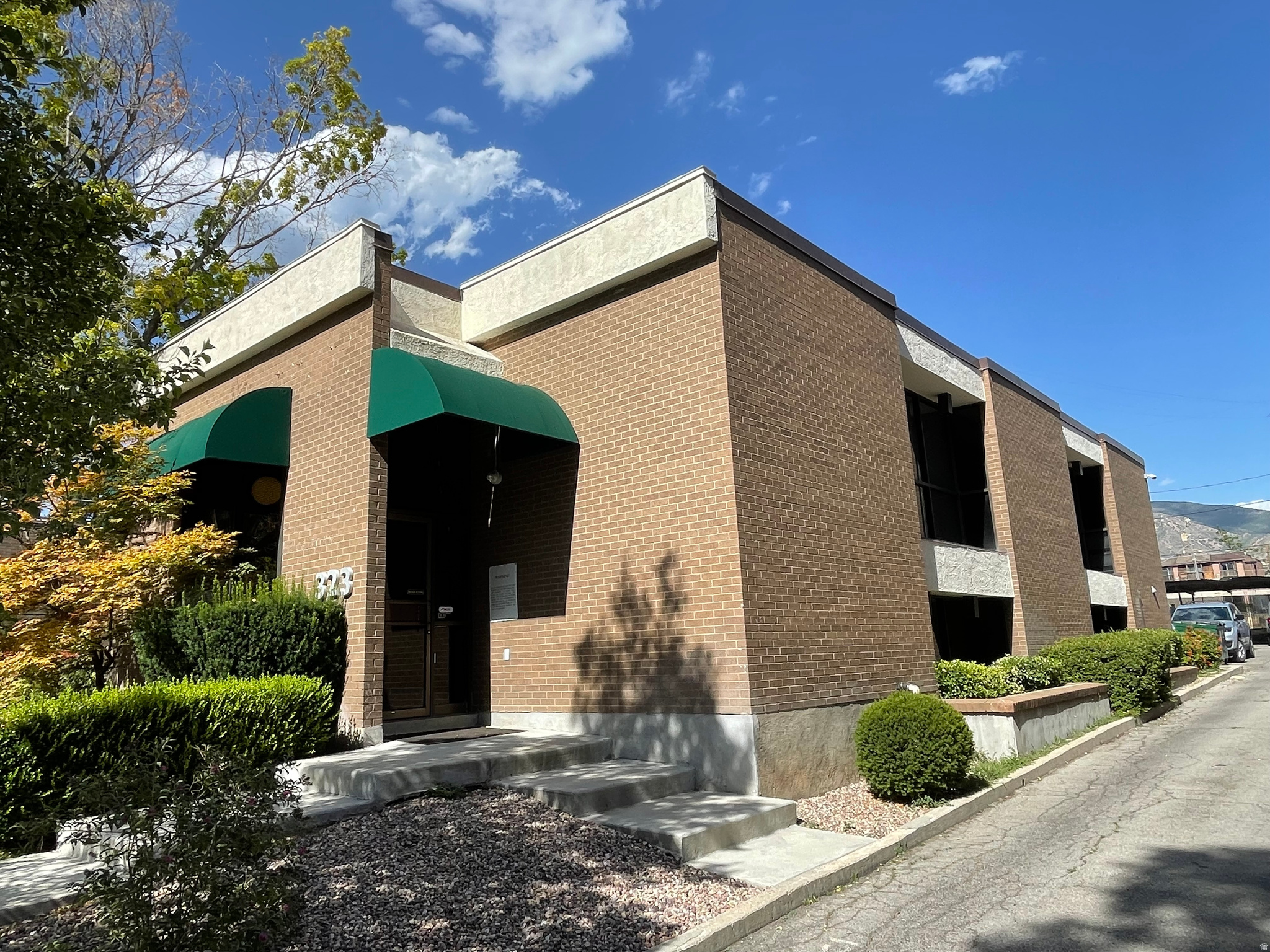 PLAT B SLC SUR - Commercial Sale