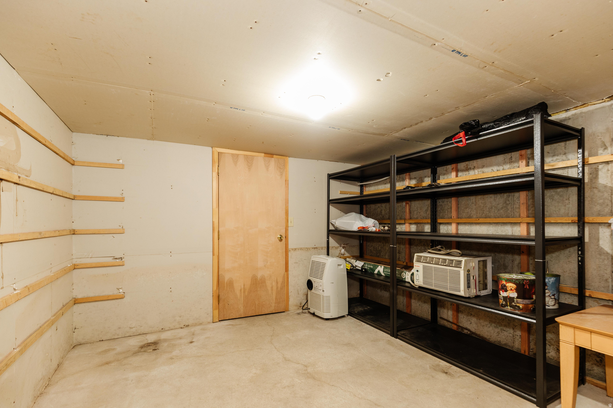COURTYARD CONDOMINIUMS - Residential