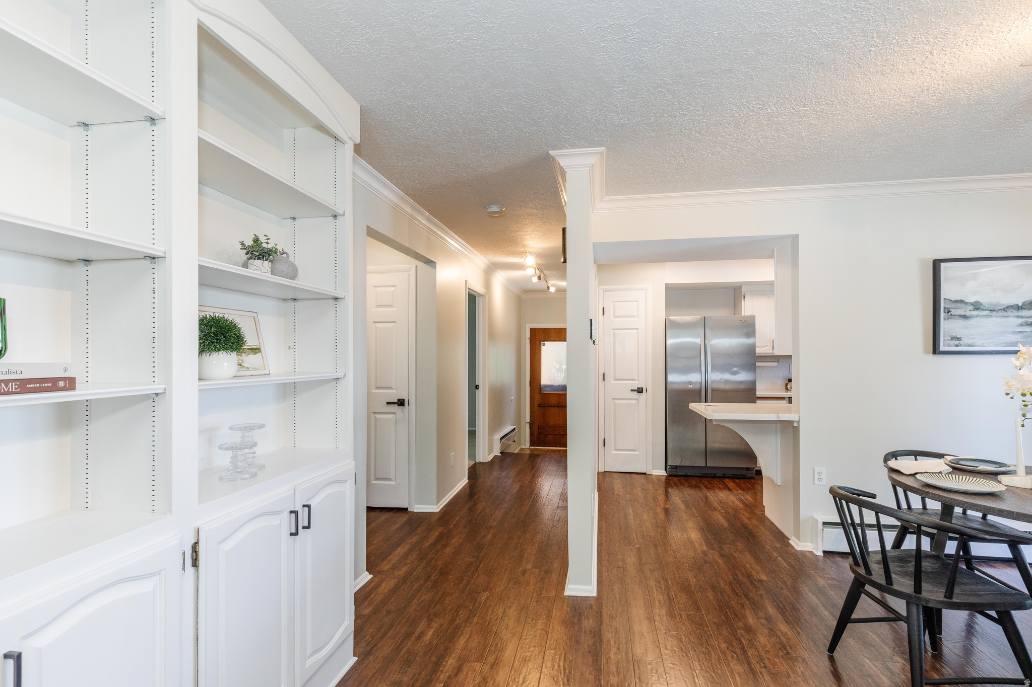 COURTYARD CONDOMINIUMS - Residential