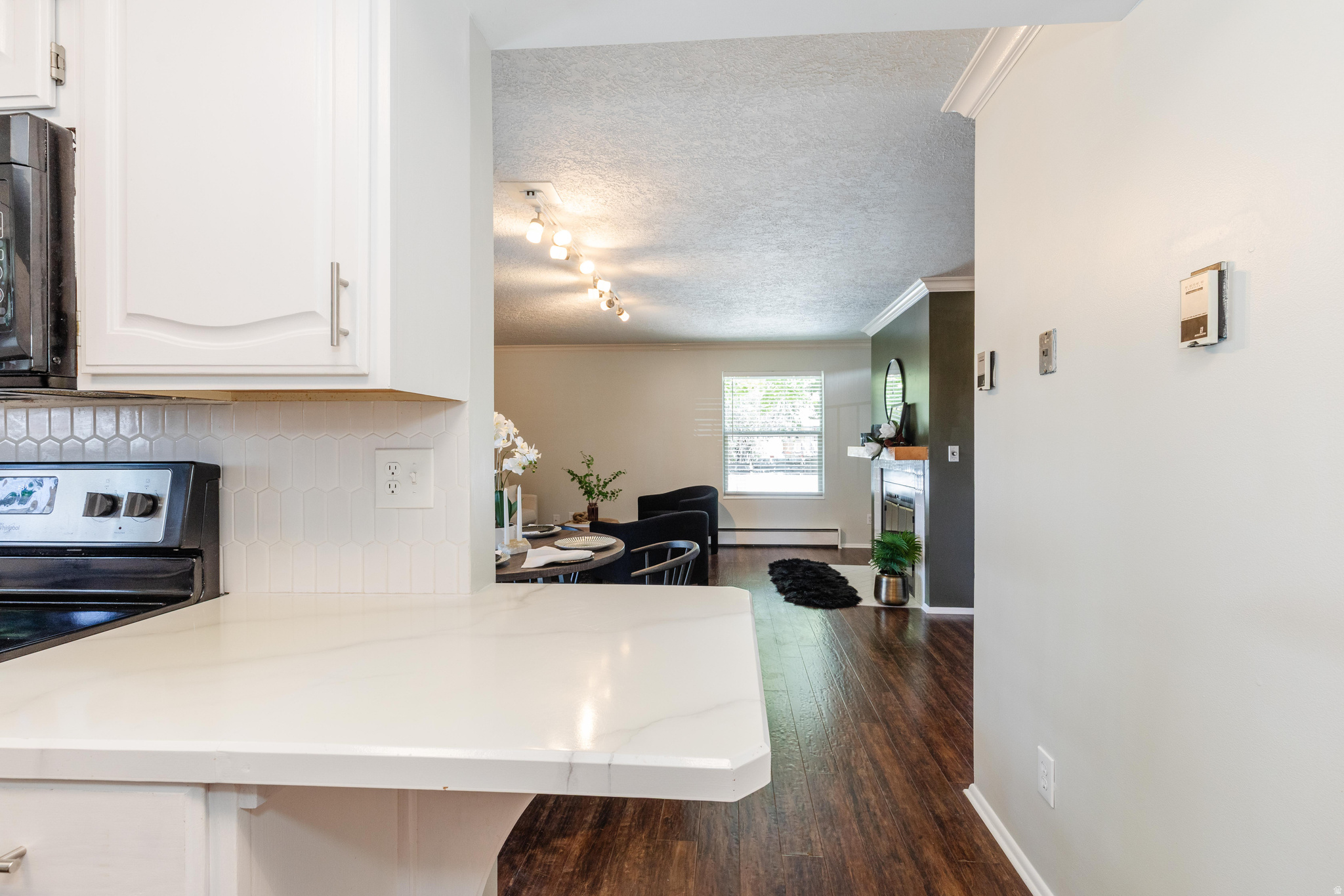 COURTYARD CONDOMINIUMS - Residential