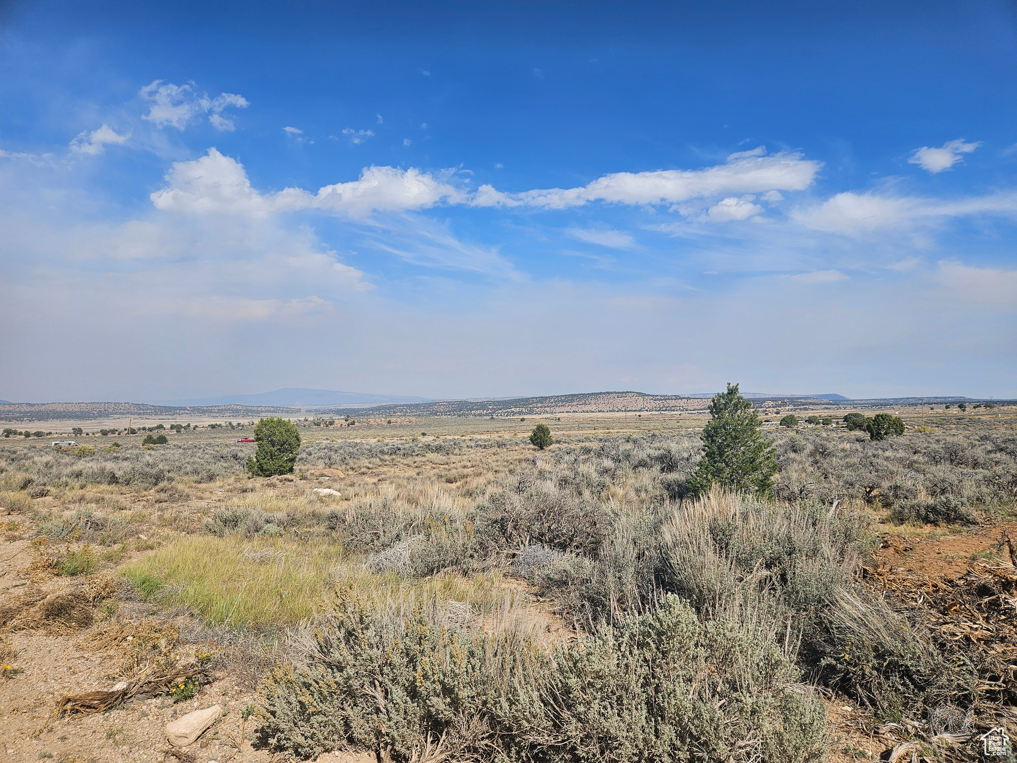 ELK FLAT RANCHES - Land
