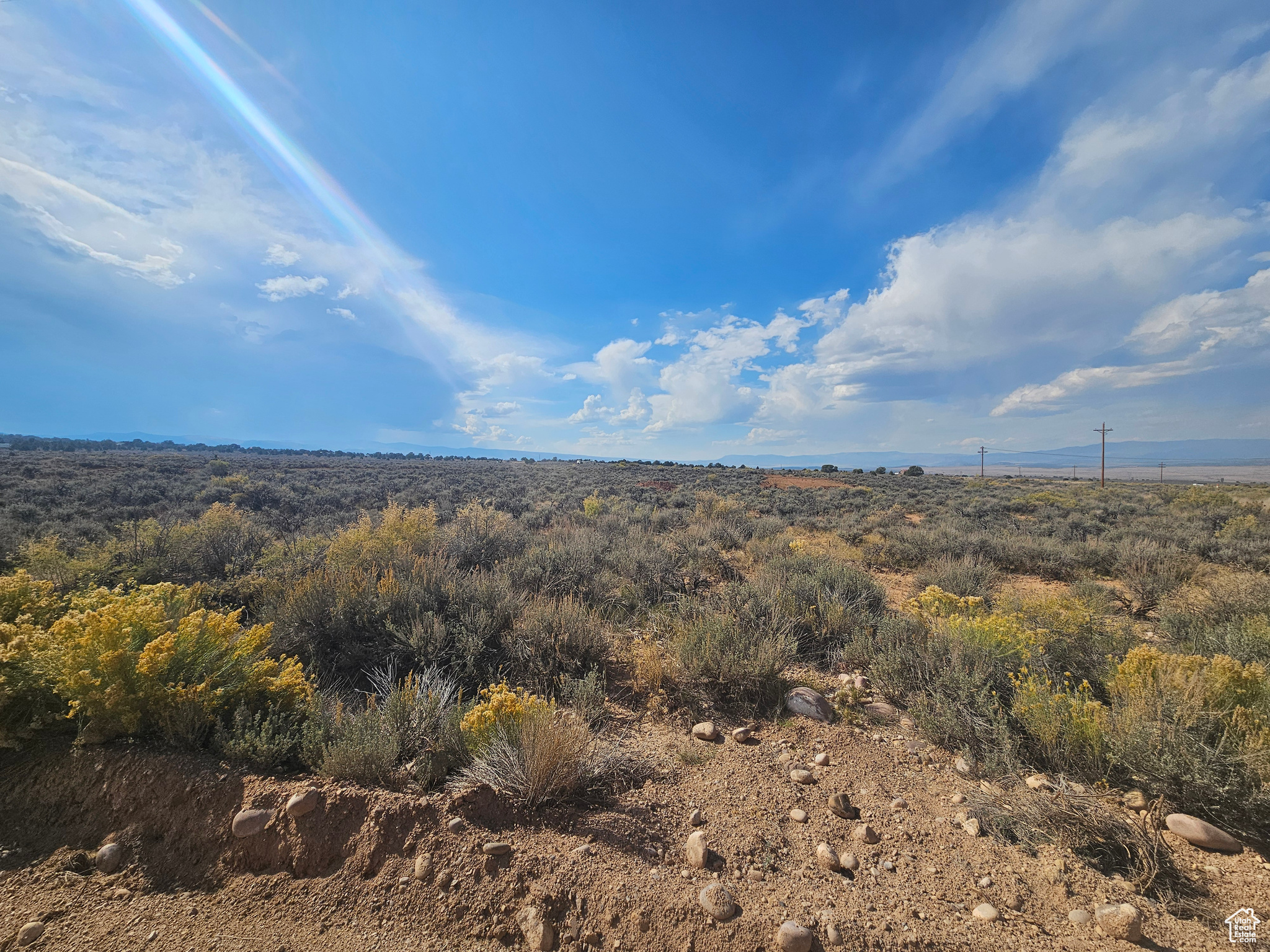 ELK FLAT RANCHES - Land