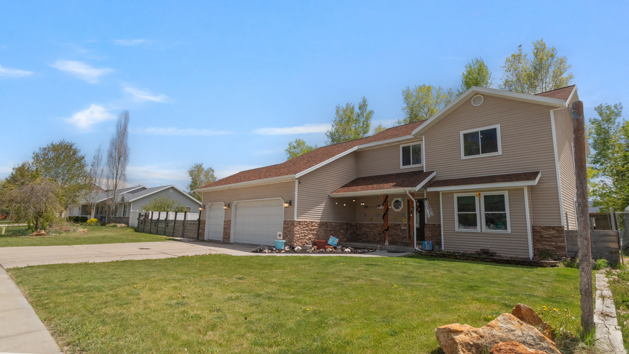 COUNTRY MEADOW ESTATES - Residential