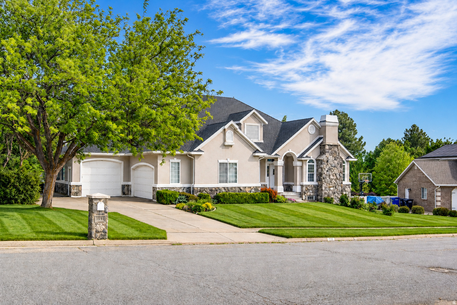 MOUNTAIN RIDGE ESTATES - Residential