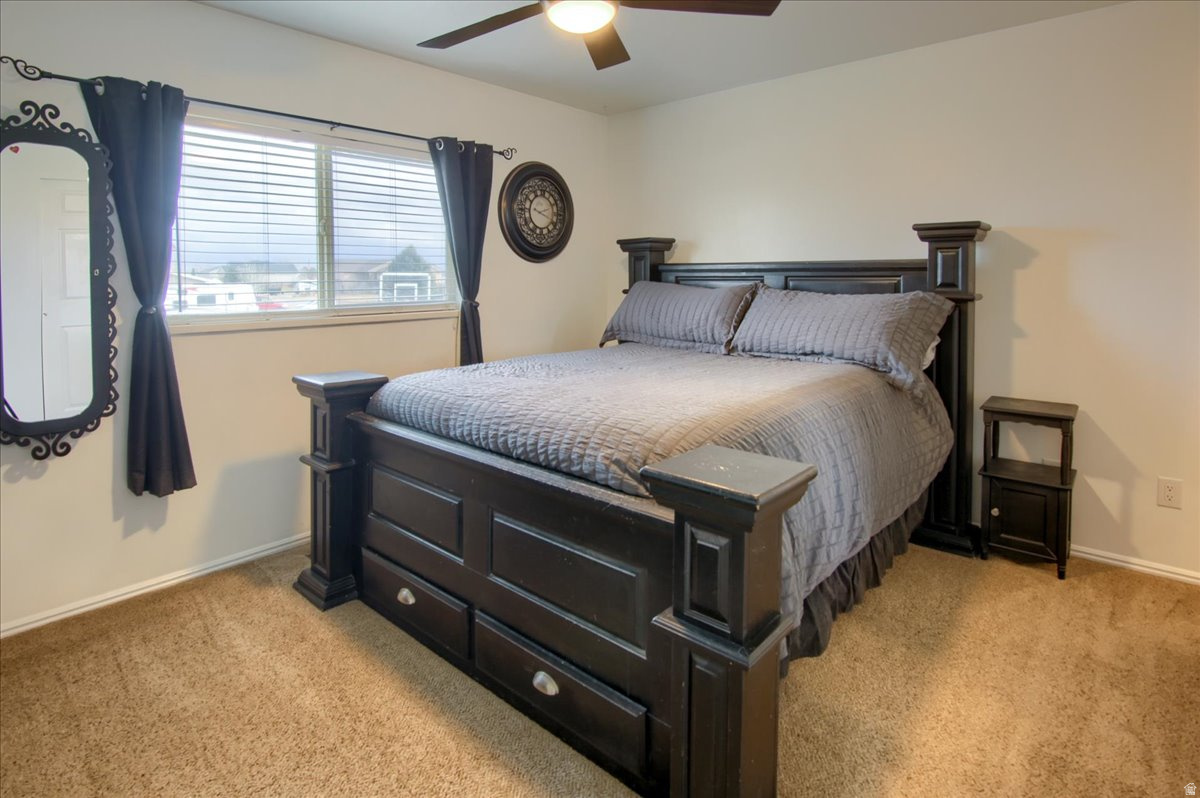 MAYFIELD ESTATES - Residential