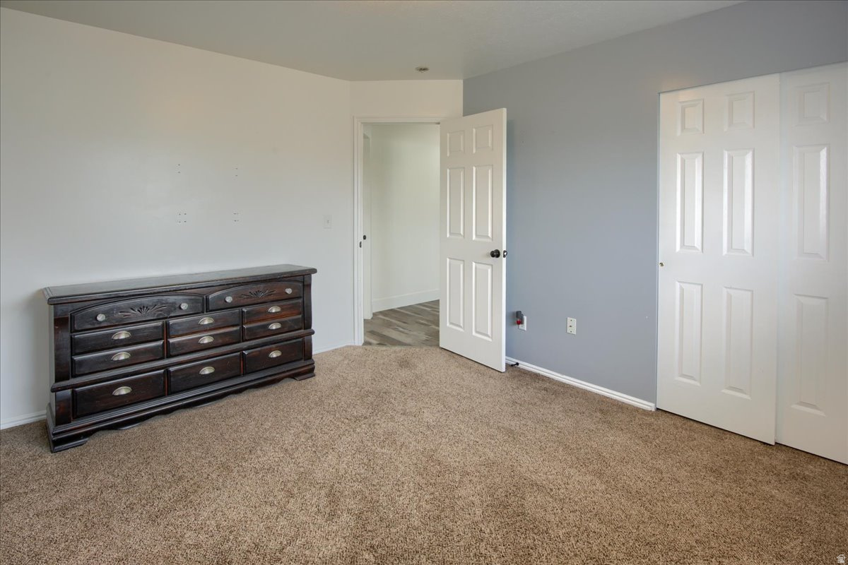 MAYFIELD ESTATES - Residential