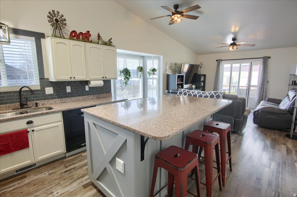 MAYFIELD ESTATES - Residential