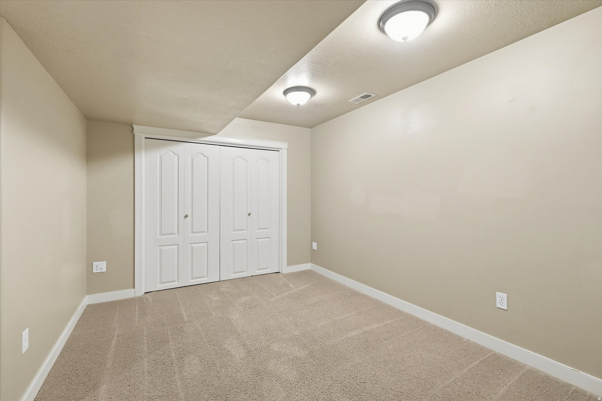 LEXINGTON VILLAGE - Residential