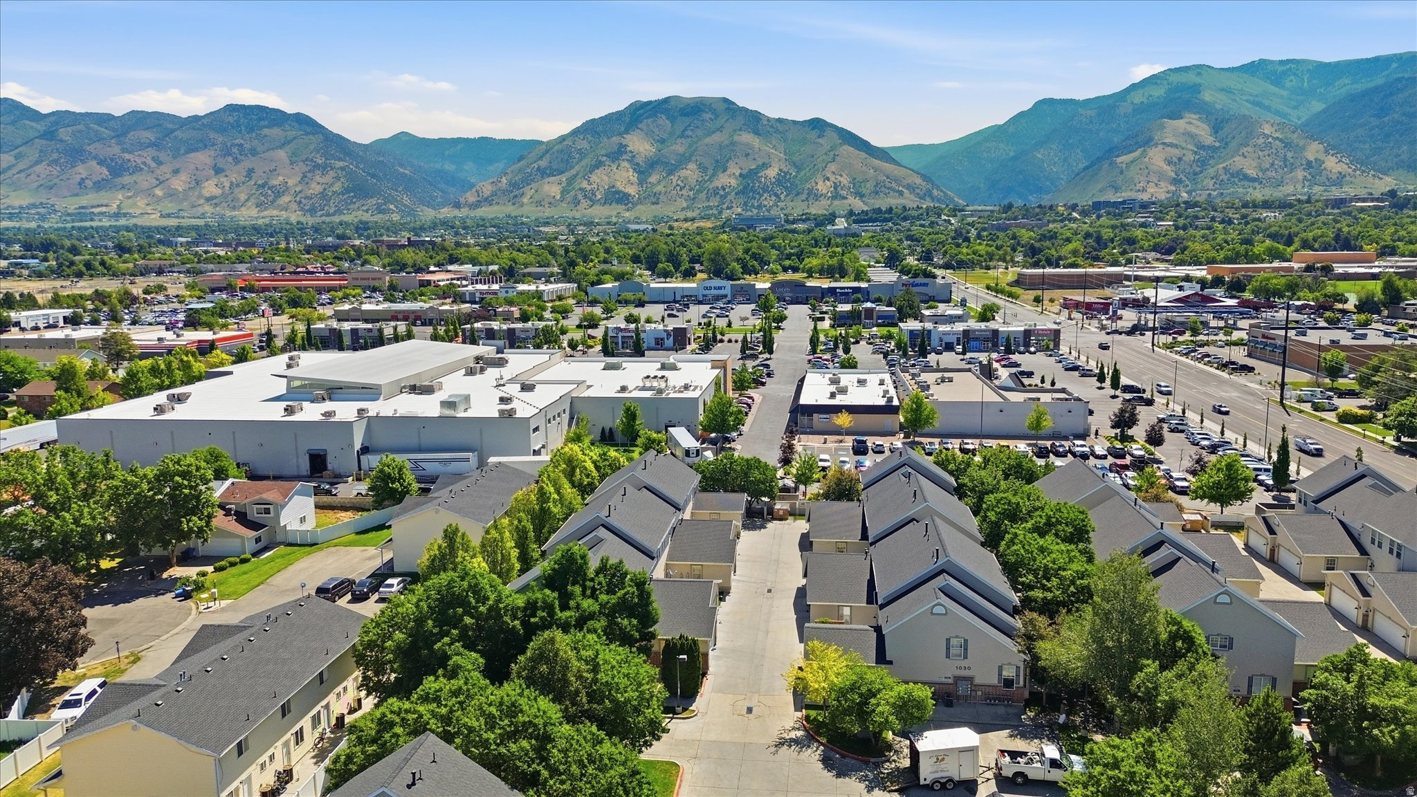 LEXINGTON VILLAGE - Residential