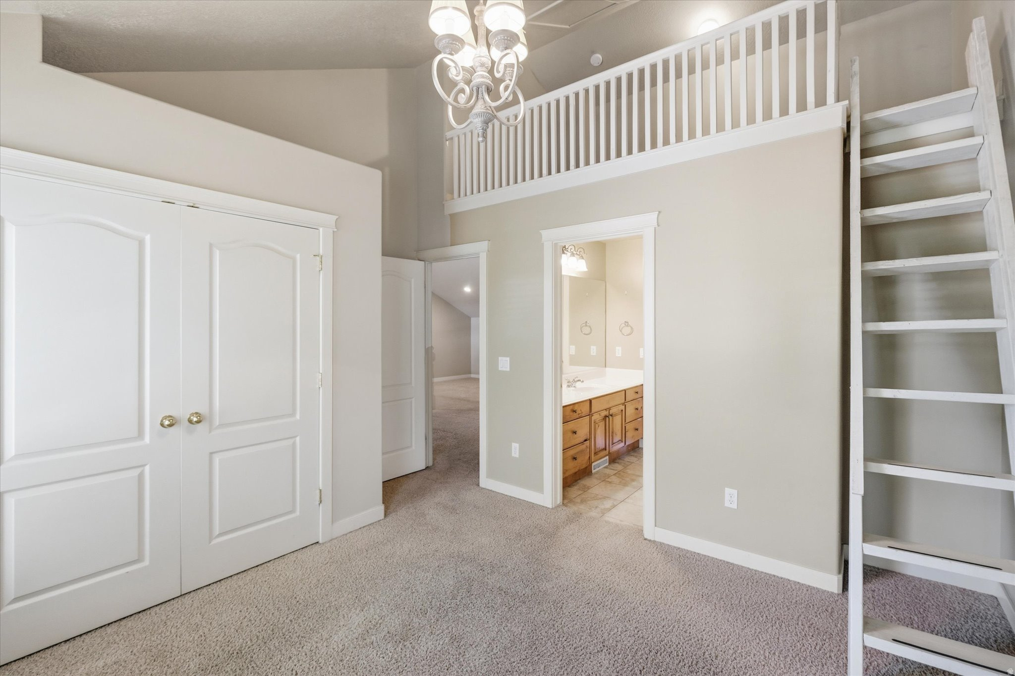 LEXINGTON VILLAGE - Residential
