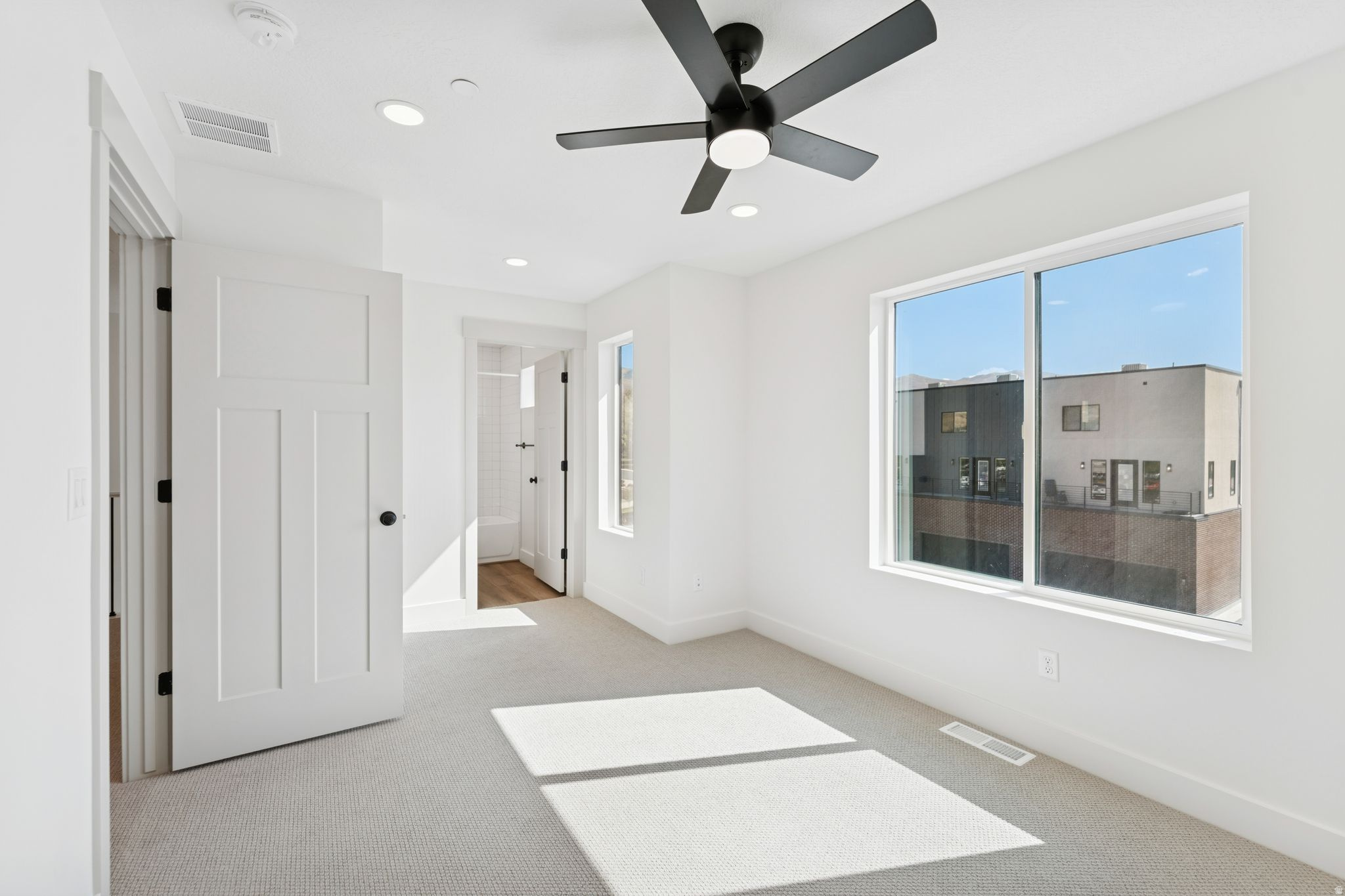 THE BROOKS ON MAIN - Residential