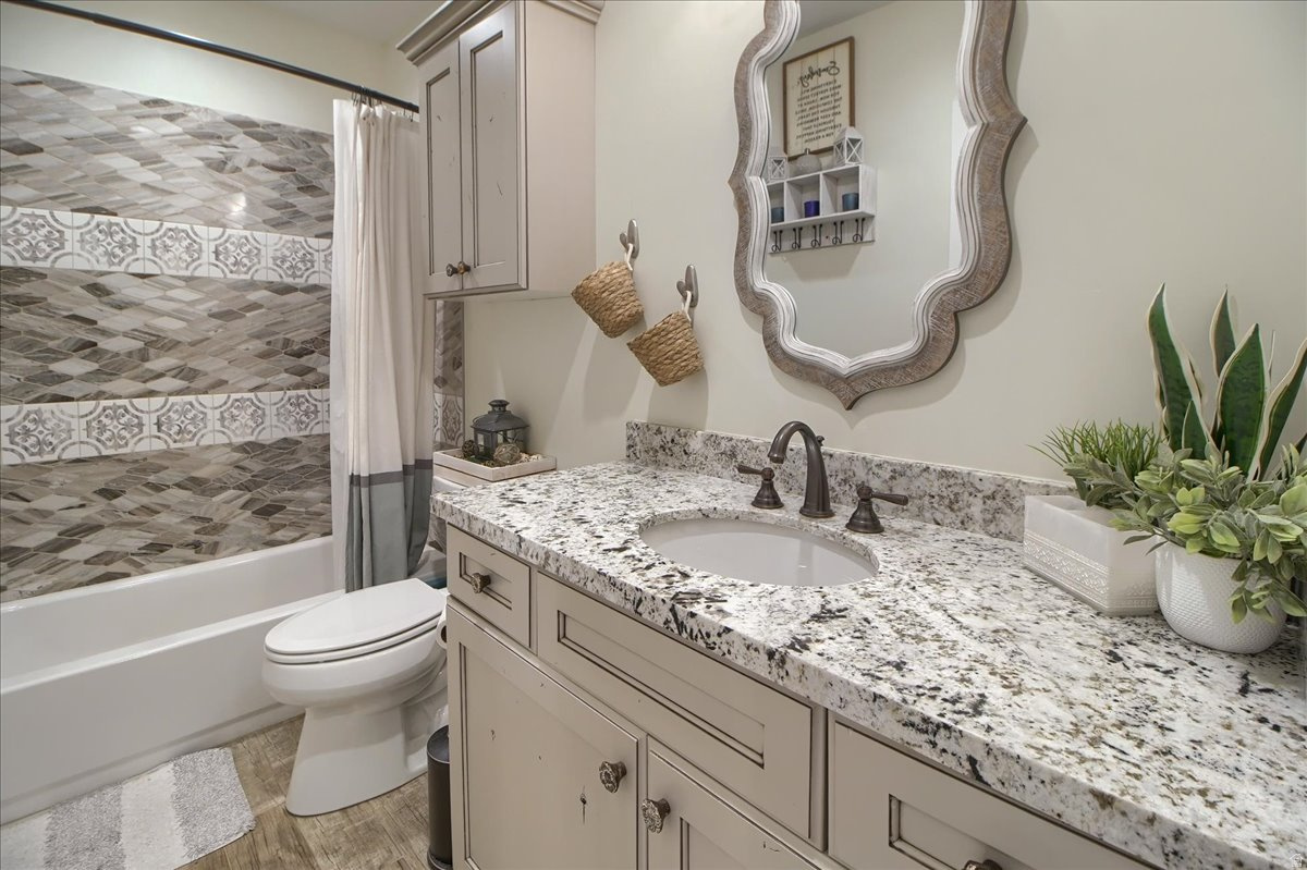 BELL CANYON ACRES - Residential