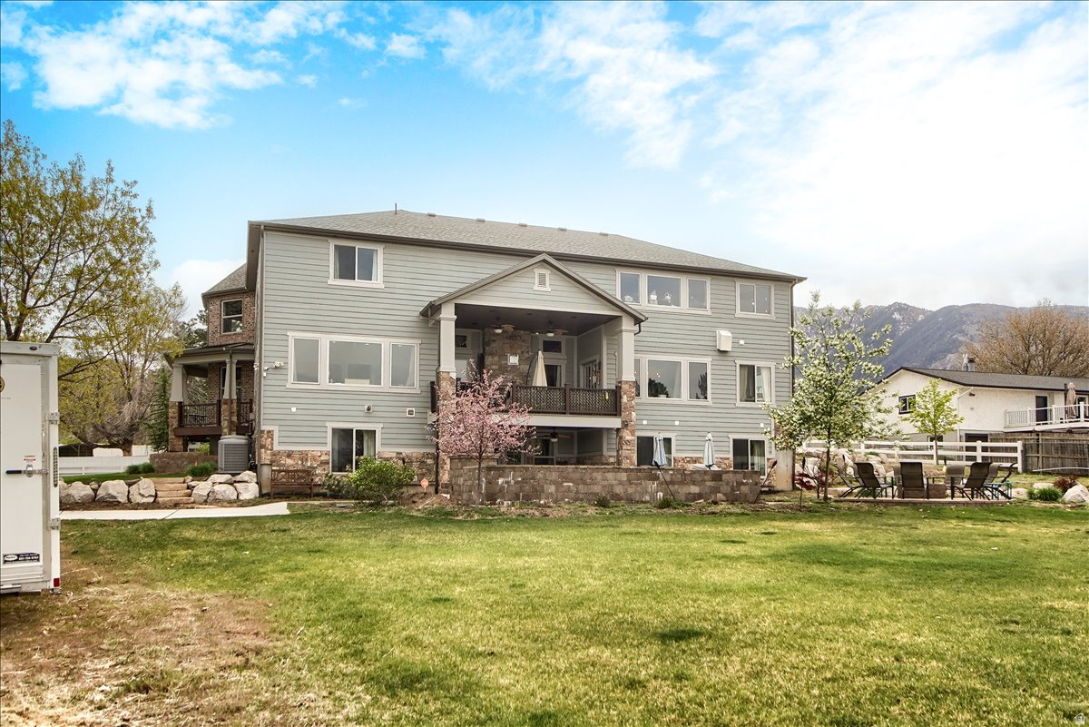 BELL CANYON ACRES - Residential