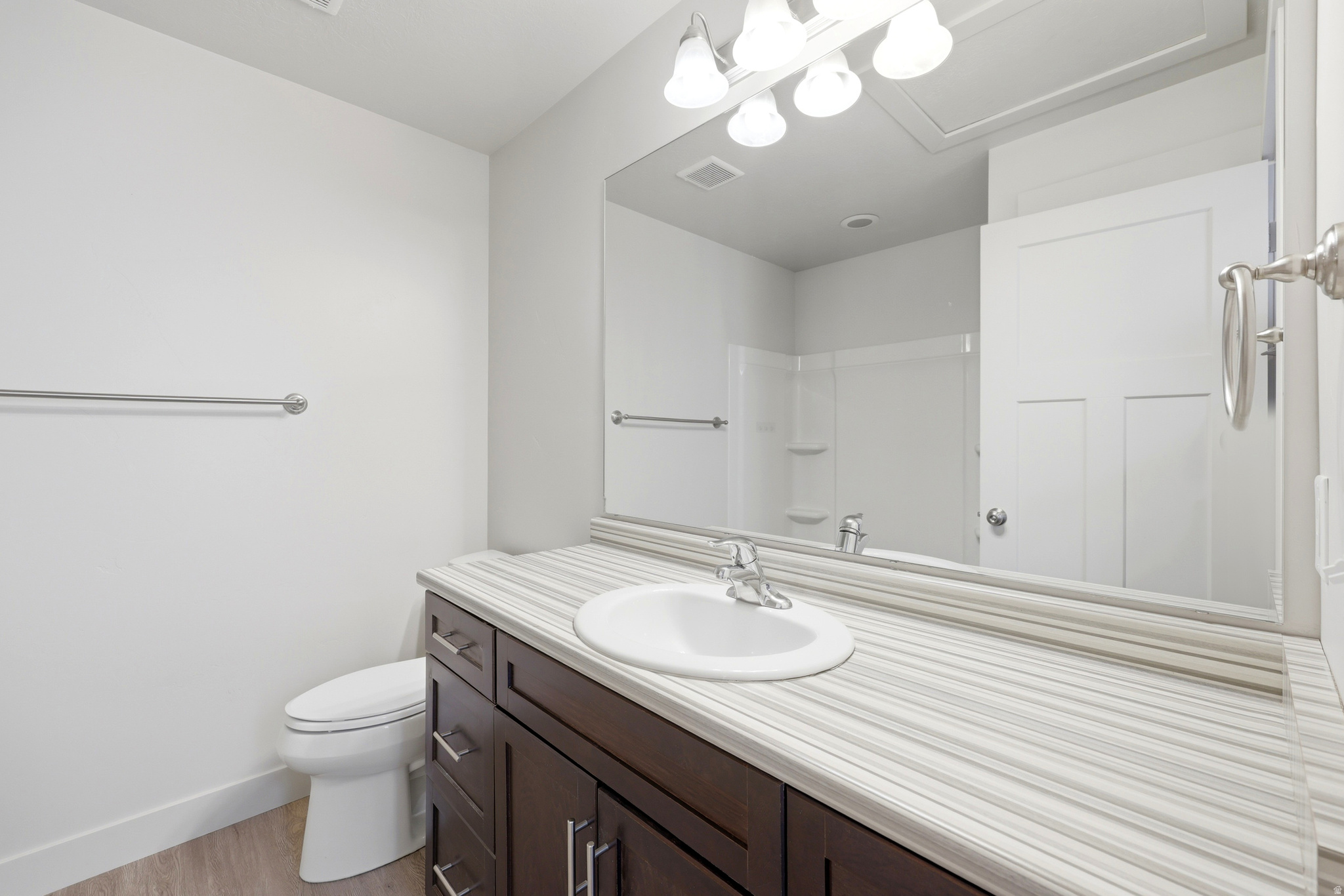 MONTGOMERY VILLA - Residential