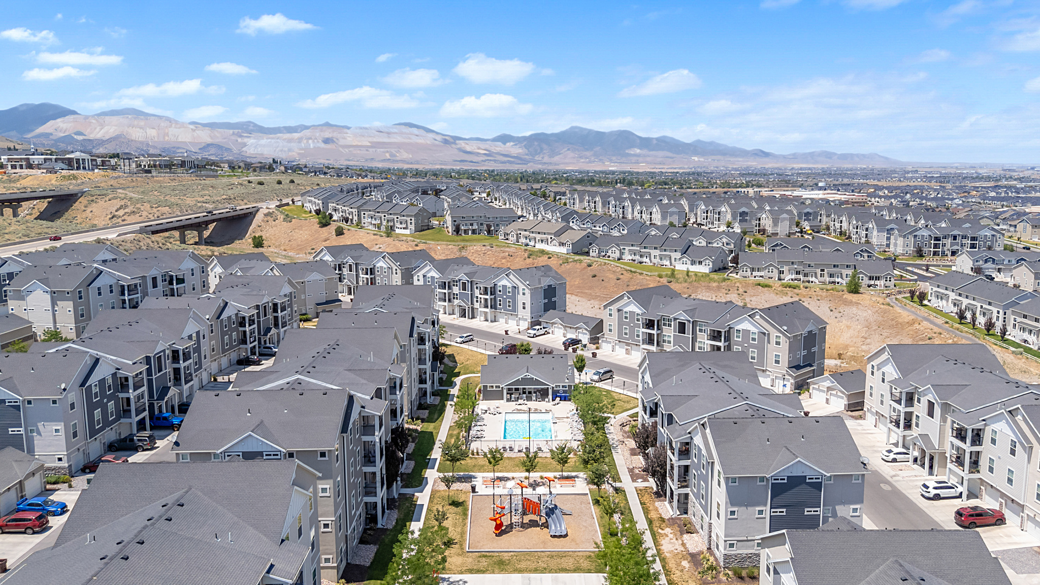 SADDLEBROOK - Residential