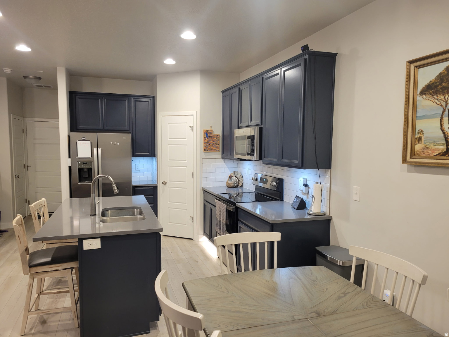 SALT POINT - Residential
