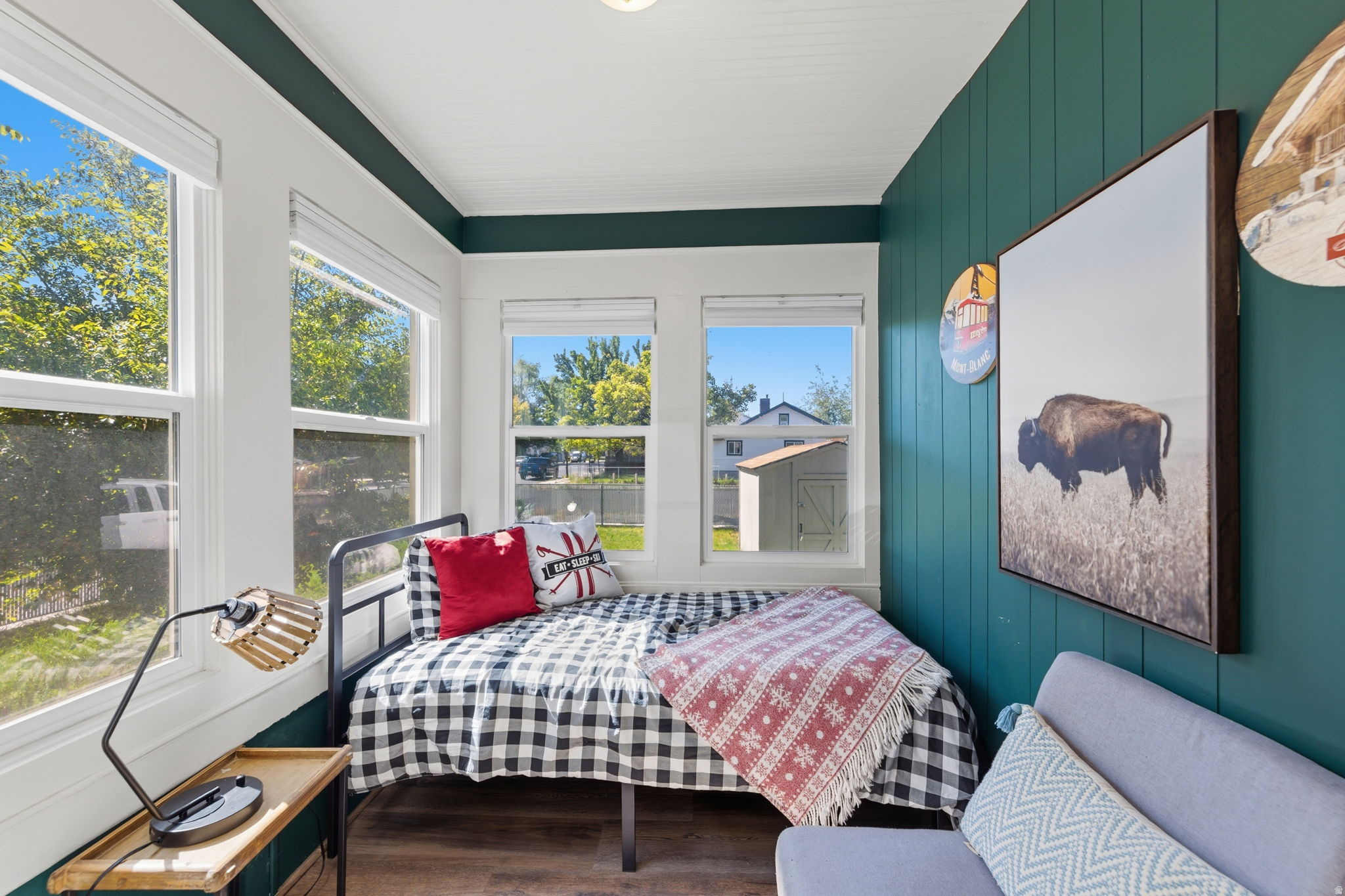 LONGVIEW PARK ADD - Residential