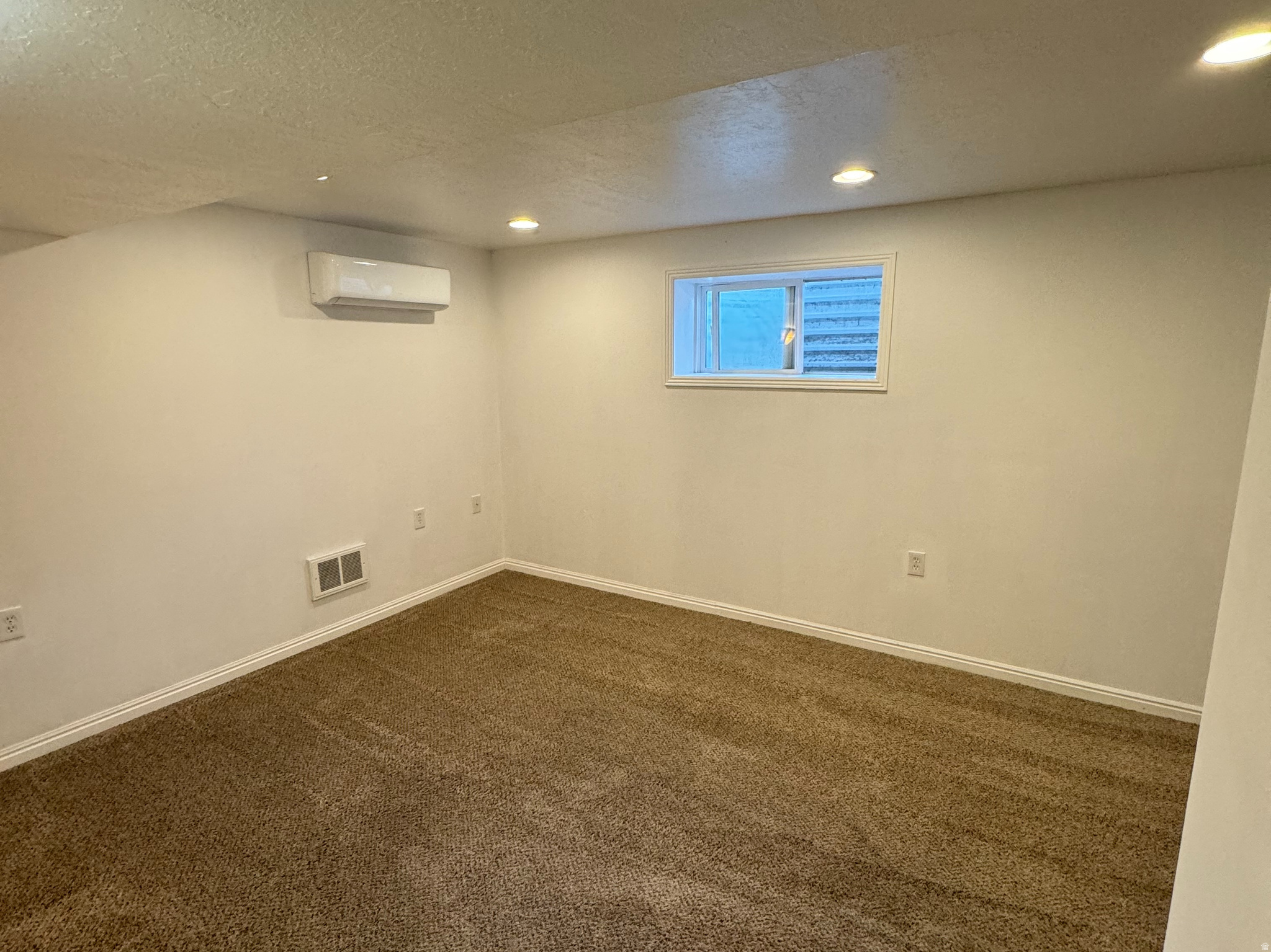 WHITAKER - Residential