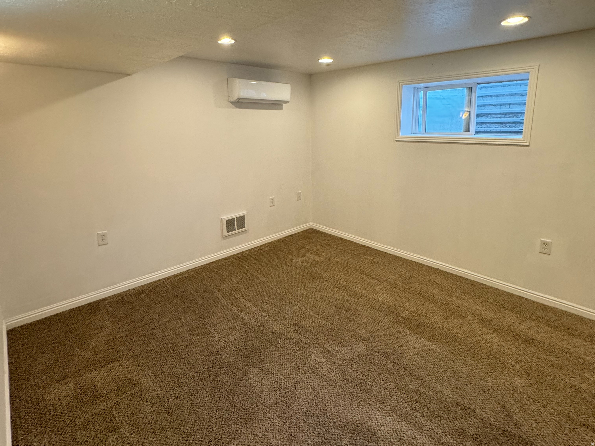 WHITAKER - Residential