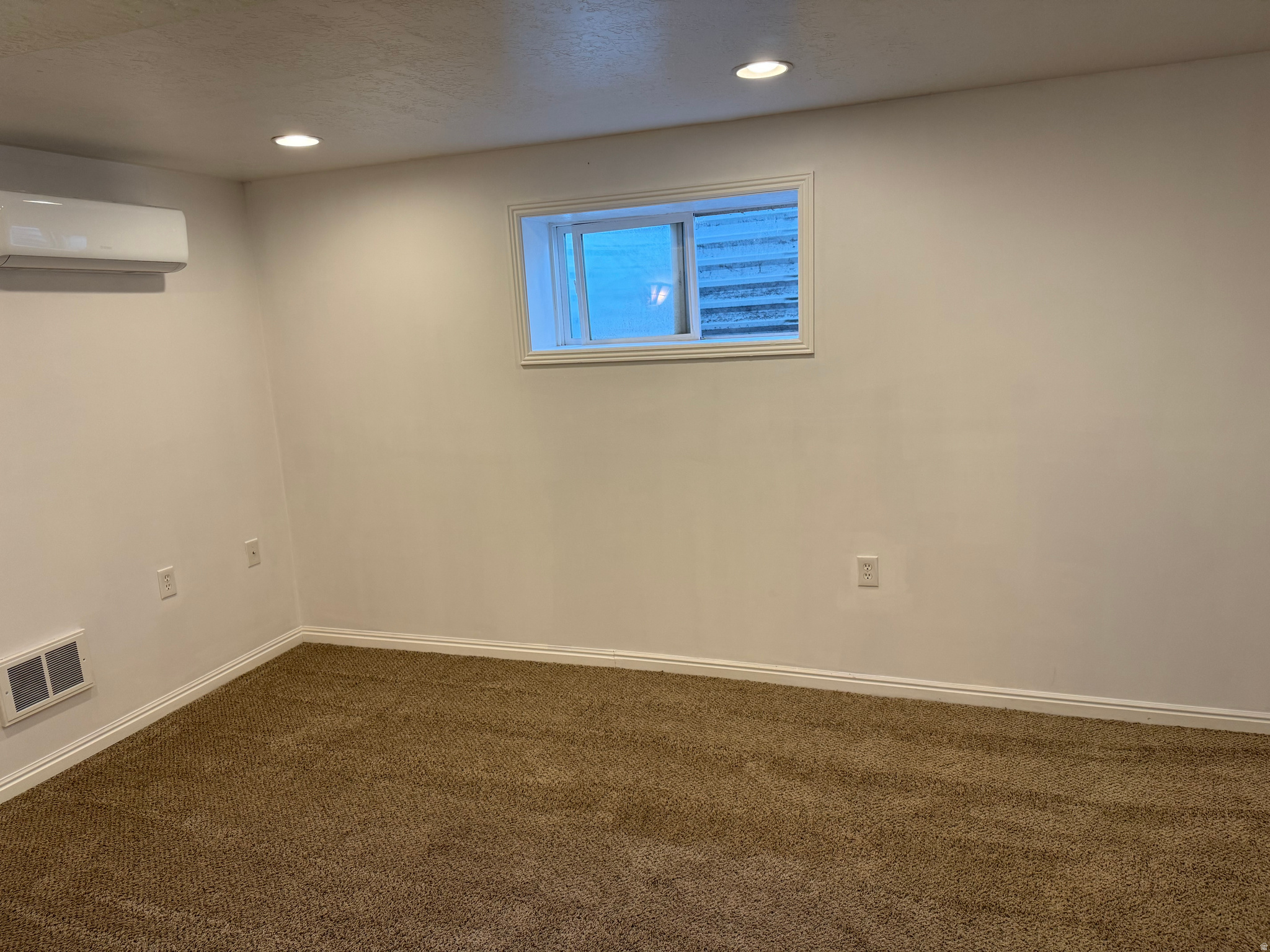 WHITAKER - Residential