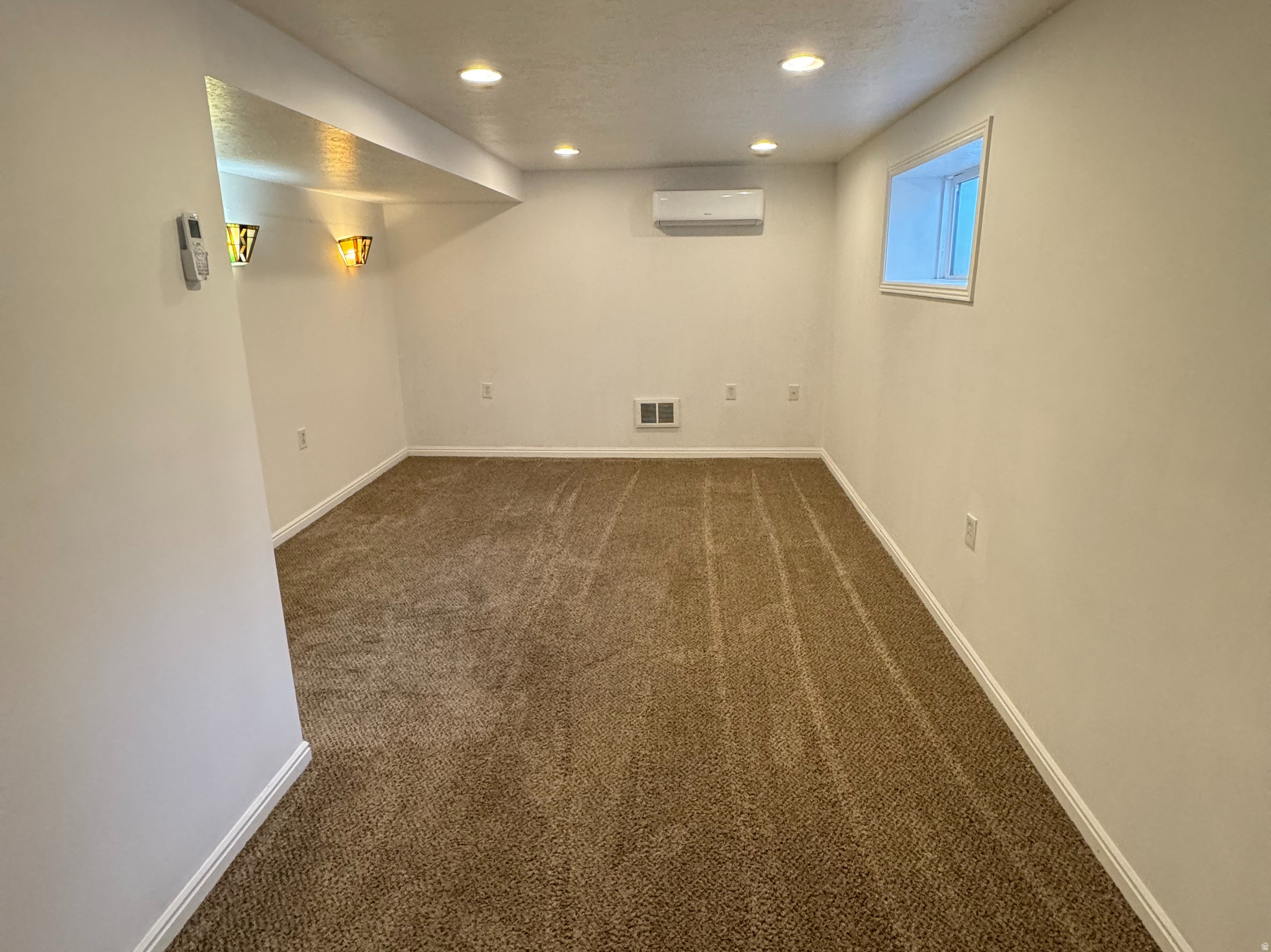 WHITAKER - Residential