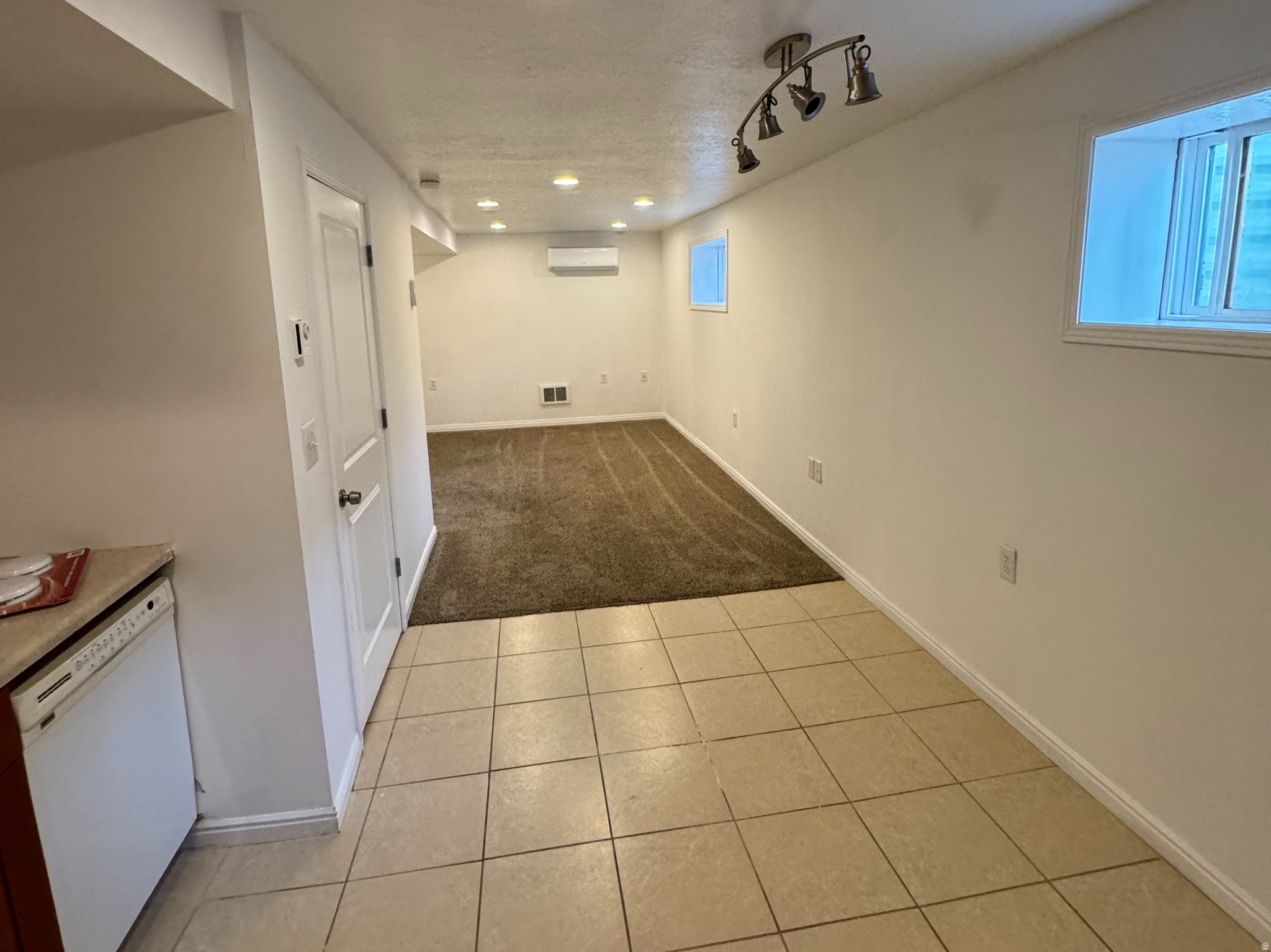 WHITAKER - Residential