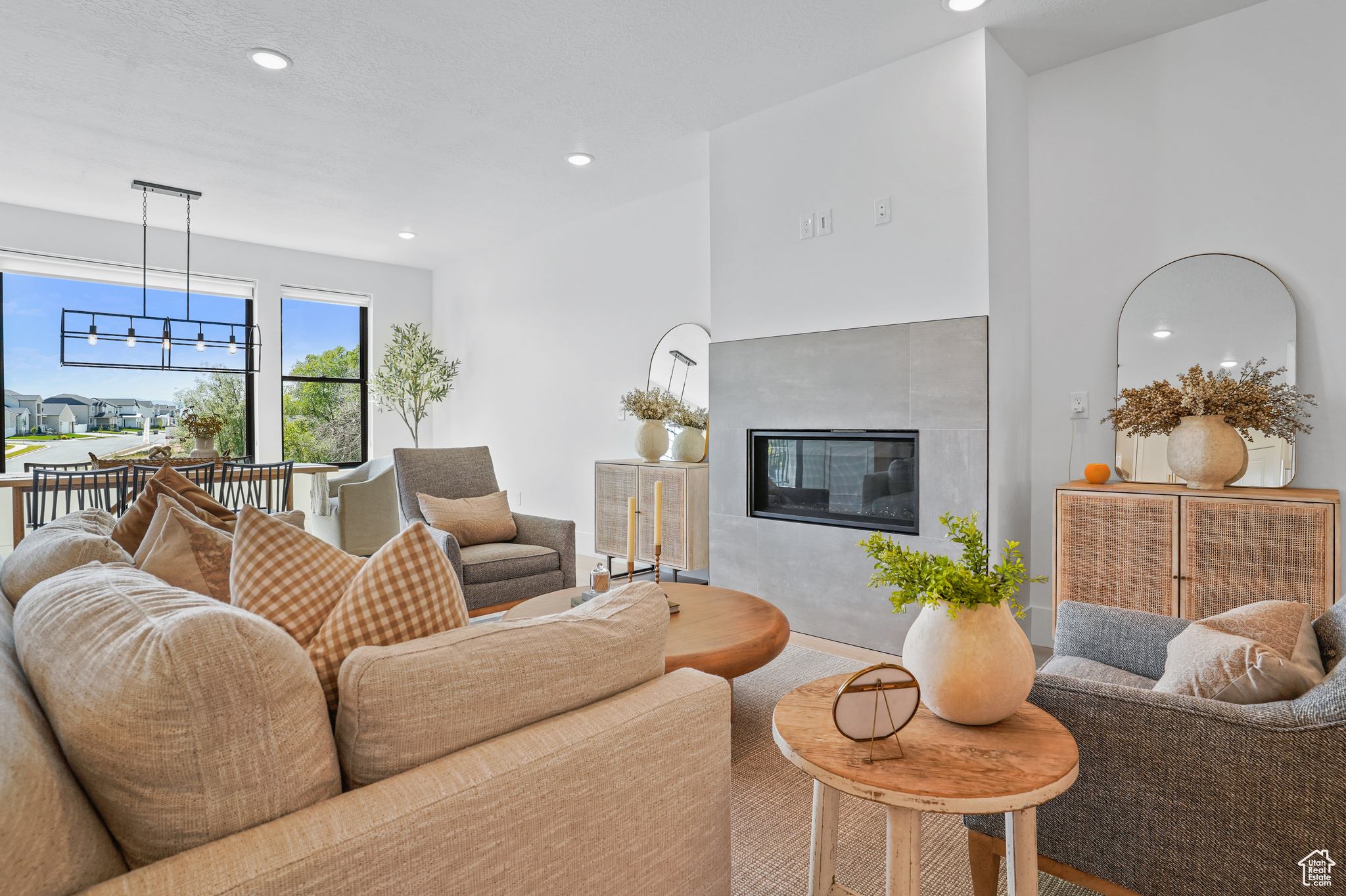 SUNNRISE RANCH - Residential