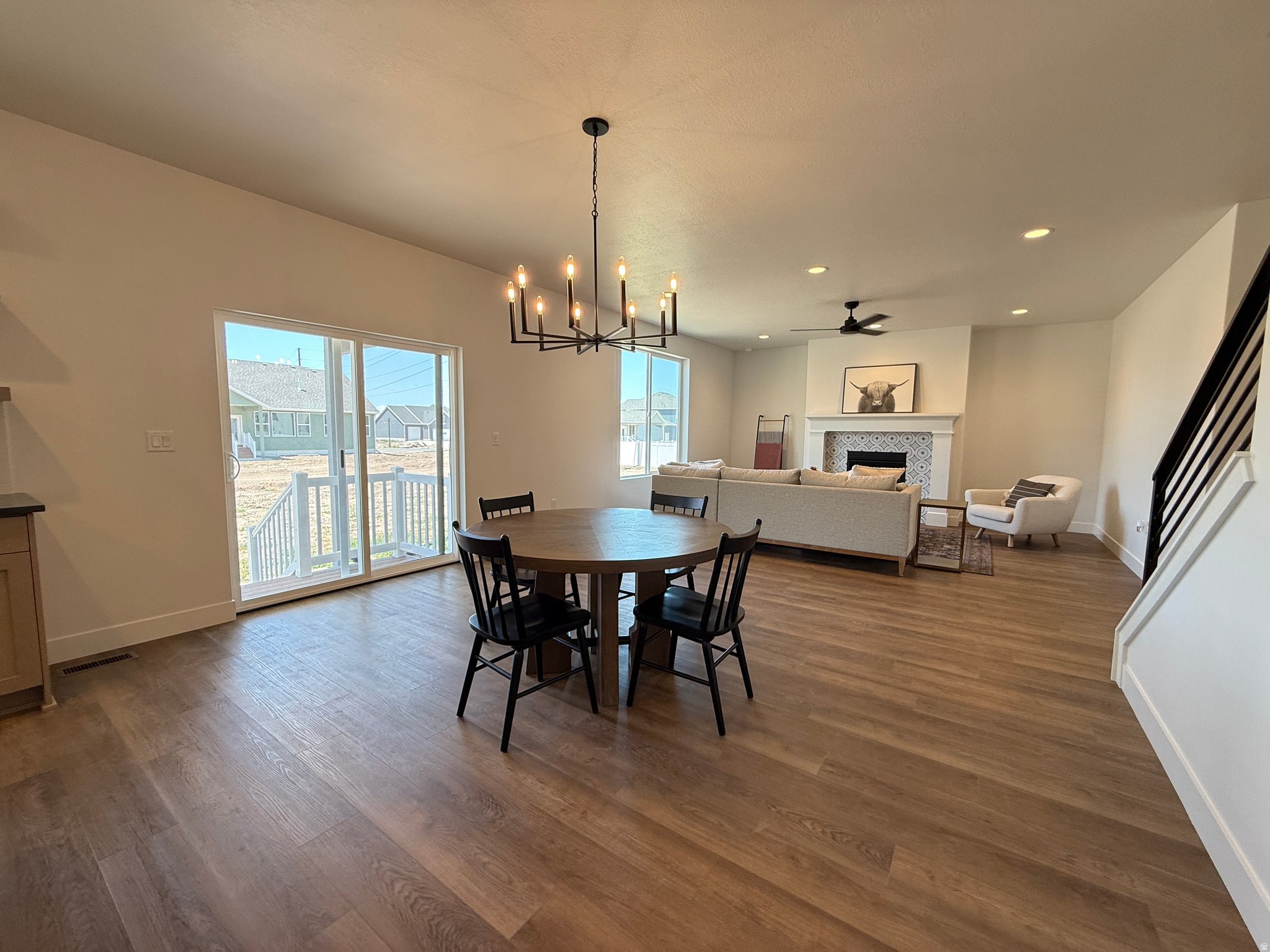 RIVERWOOD - Residential