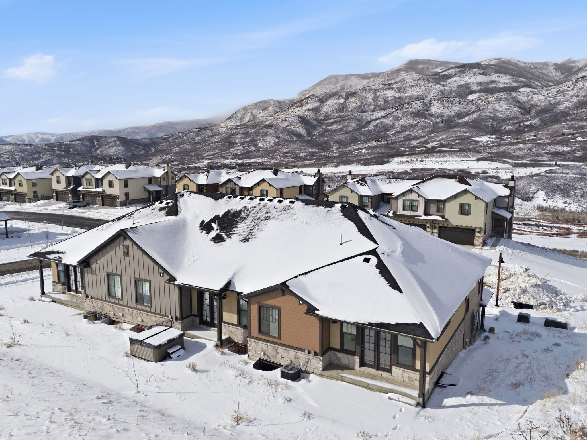 JORDANELLE RIDGE - Residential