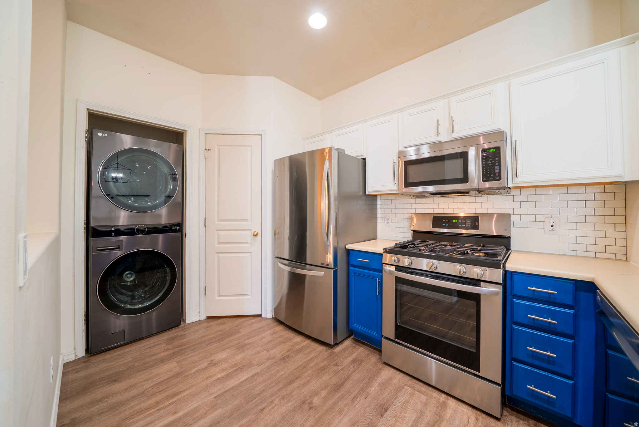 SHEPARD CREEK - Residential