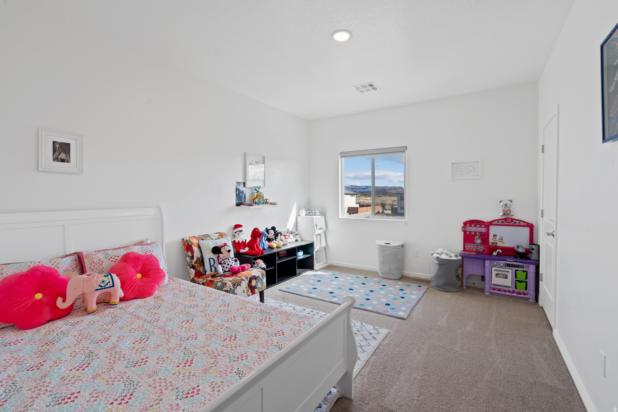 SAGE CANYON PH 6 - Residential