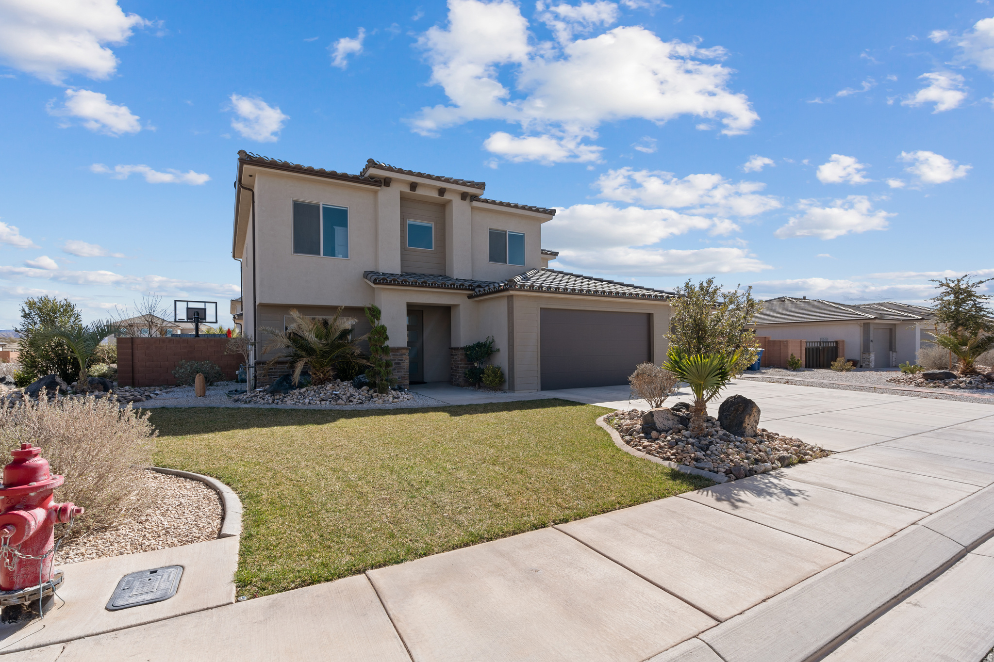 SAGE CANYON PH 6 - Residential