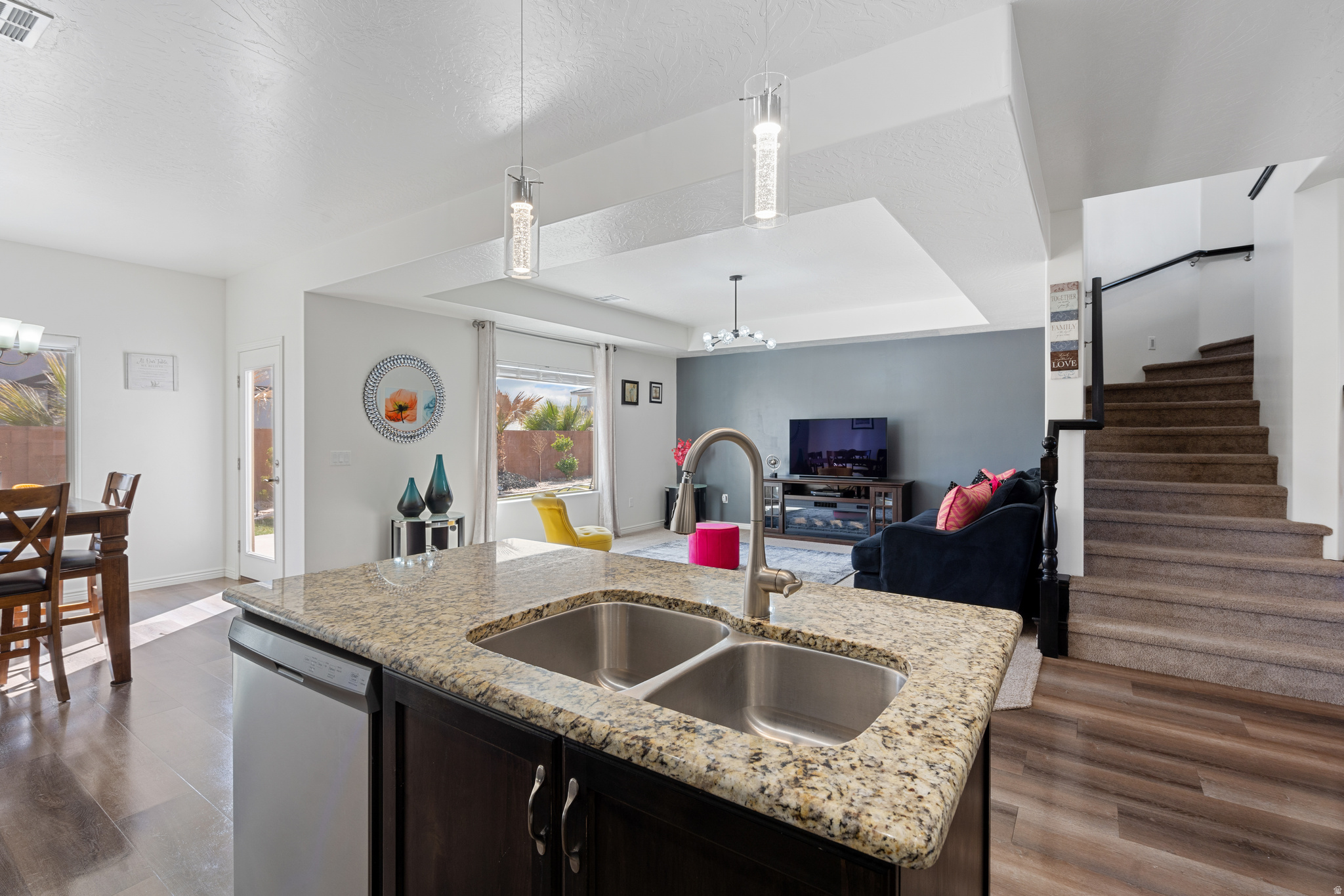 SAGE CANYON PH 6 - Residential