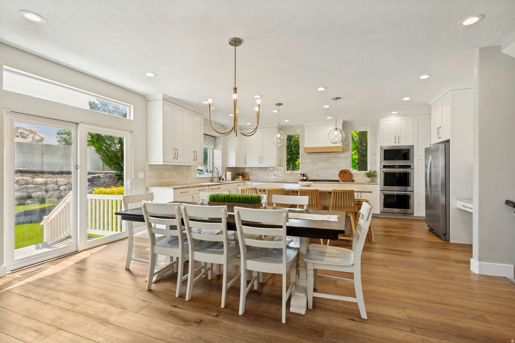 THE ESTATES AT BURR ORCHARDS - Residential